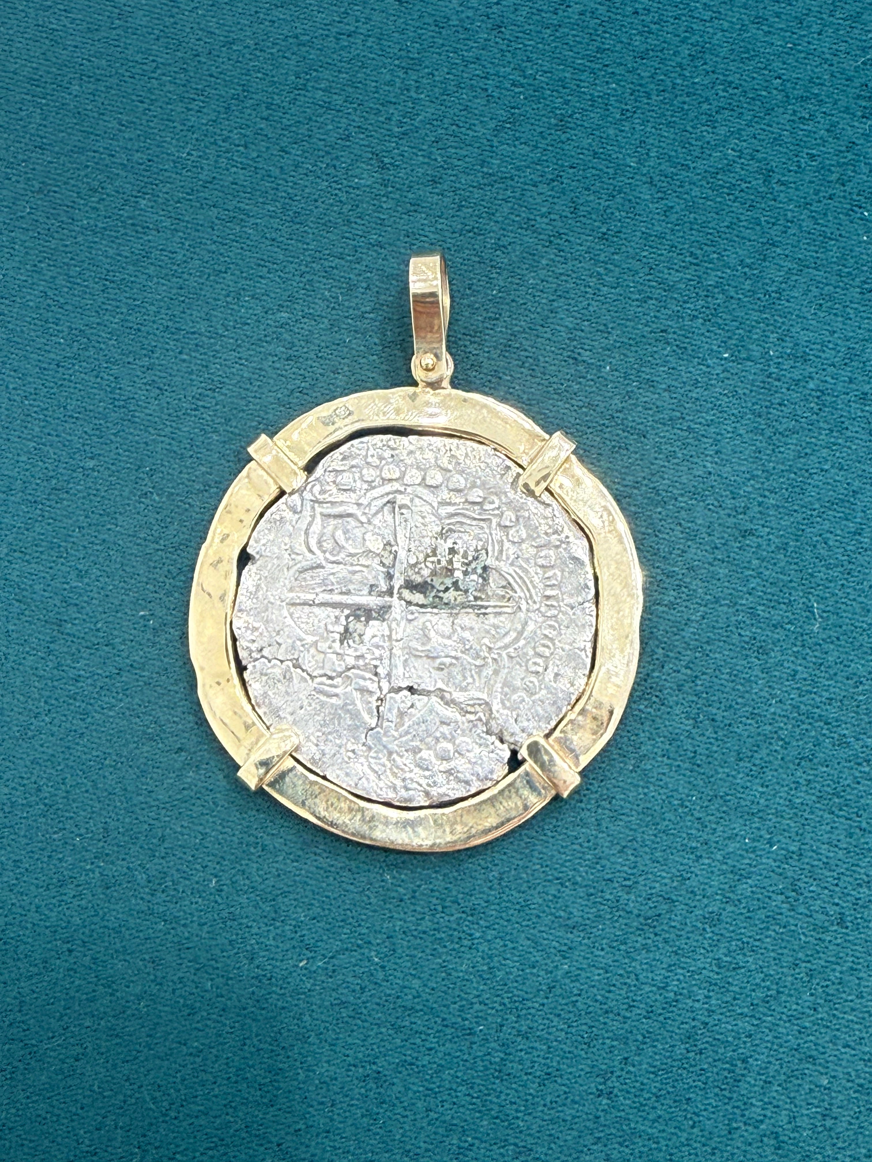 ACTUAL COIN NUESTRA SENORA DE ATOCHA SILVER COIN 8 REALE GRADE 1 COIN NO 85A-157139 DATED ##21 BEZELED WITH 14k SOLID GOLD