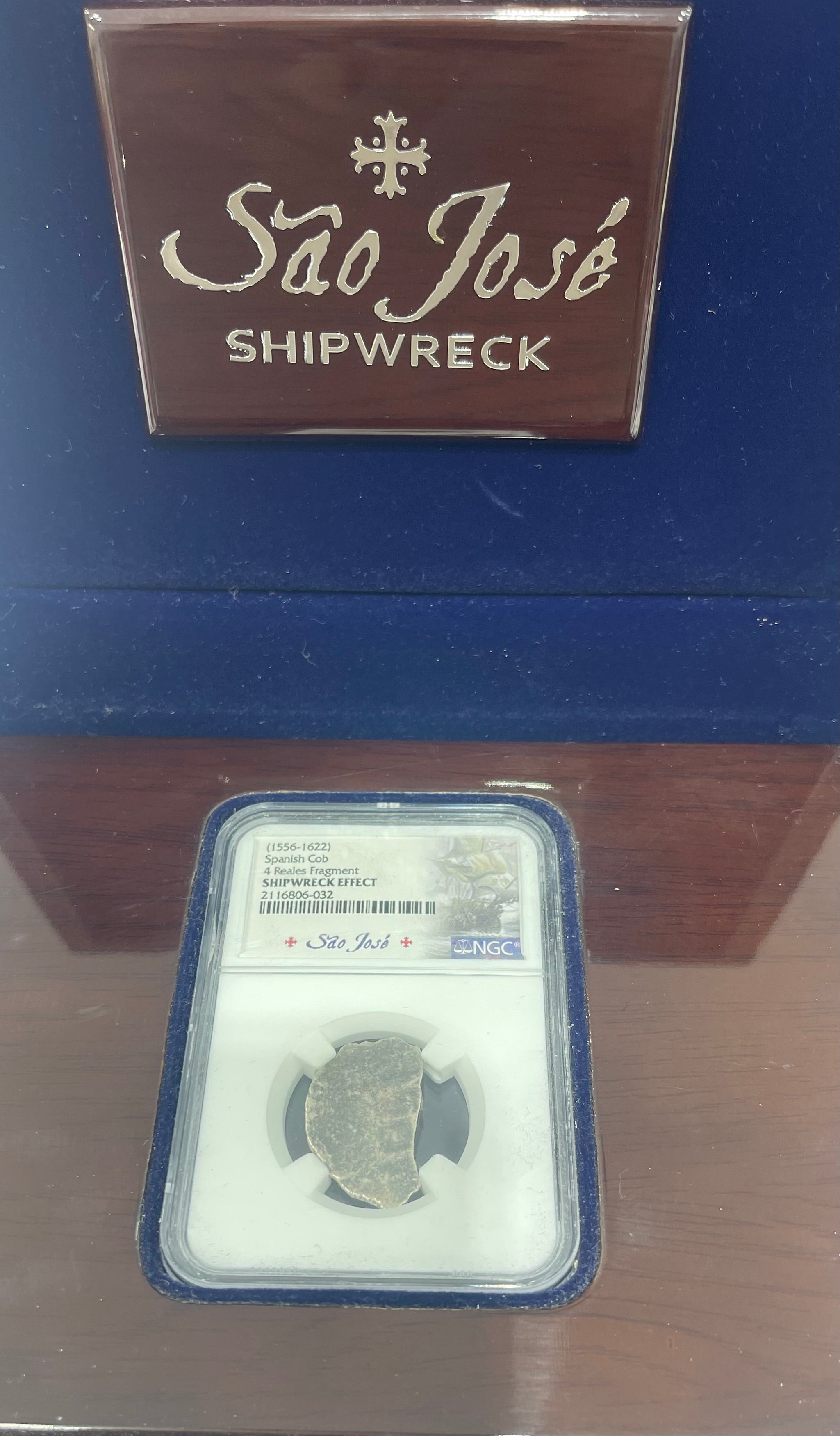 1556-1622 SPANISH COB 4 REALES FRAGMENT SAO JOSE ACTUAL COIN SEALED SHIPWRECK COIN