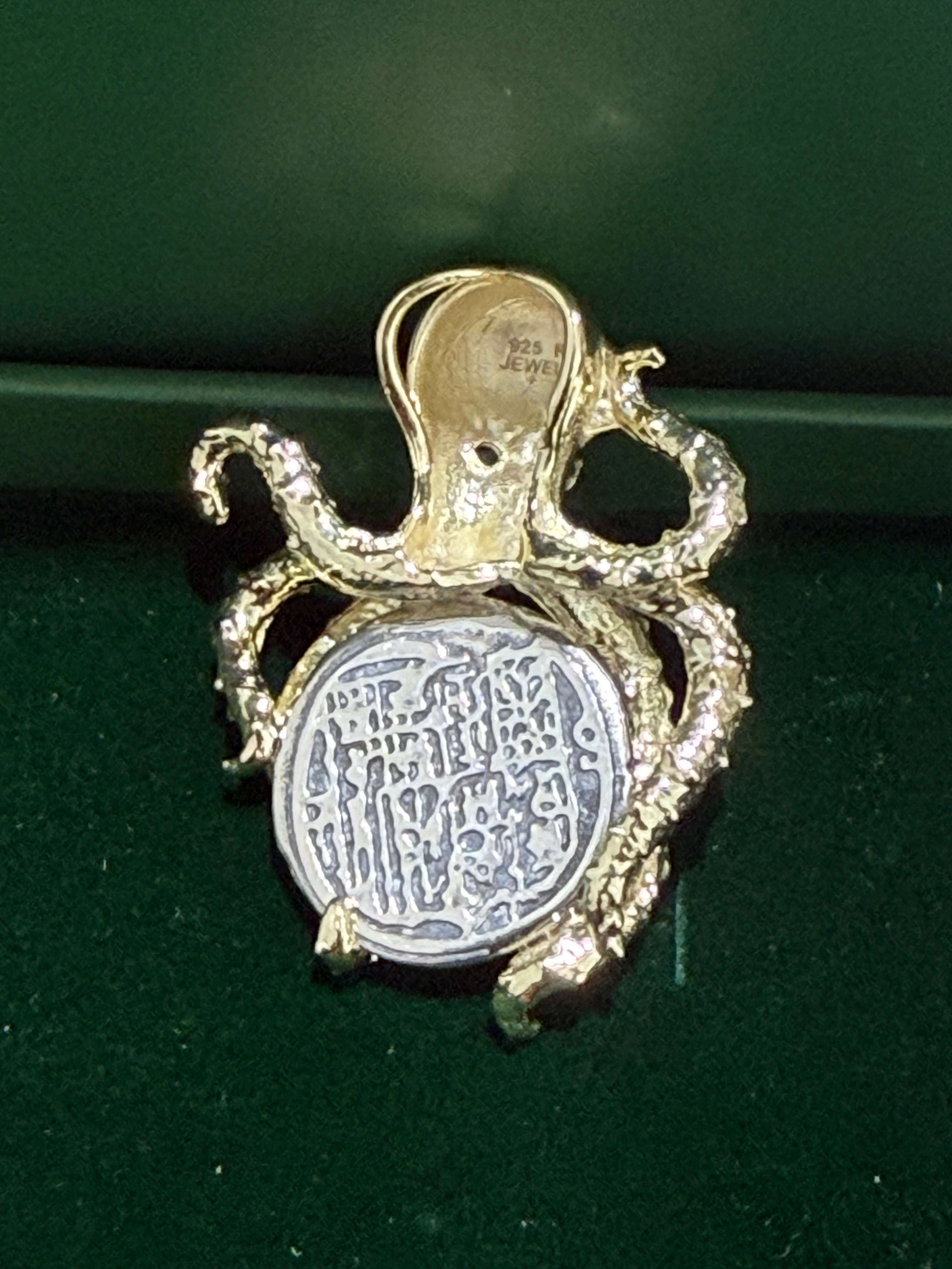 Gorgeous atocha 925 solid sterling silver coin pendant in octopus setting with green gemstone eyes in 14k gold vermeil