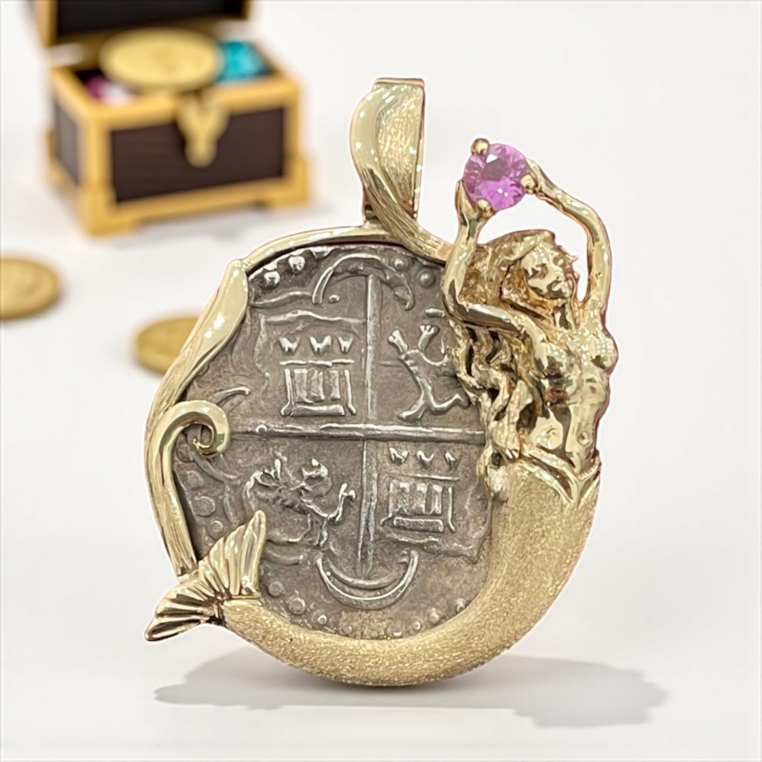 GORGEOUS ATOCHA SHIPWRECK SILVER COIN PENDANT IN 14KT SOLID REAL GOLD MERMAID BEZEL HOLDING A GEMSTONE