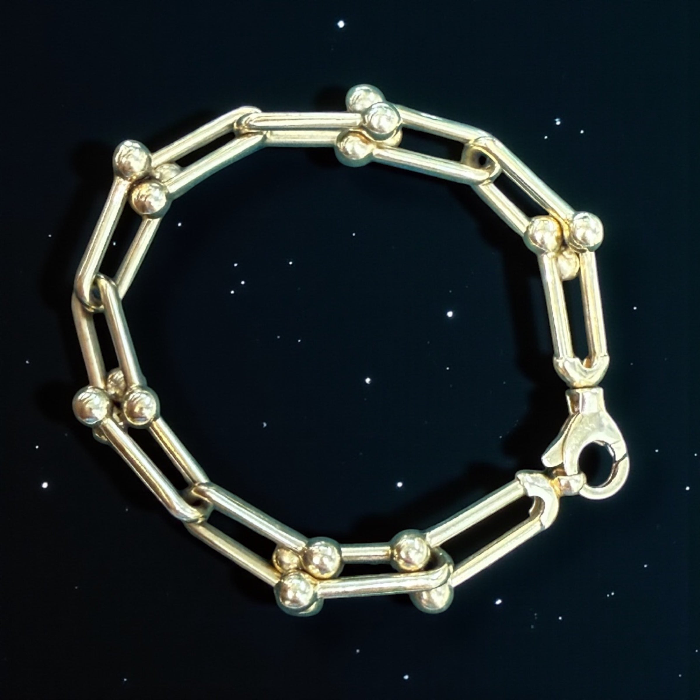 14k real gold beautiful light weight shackle bracelet 7” long