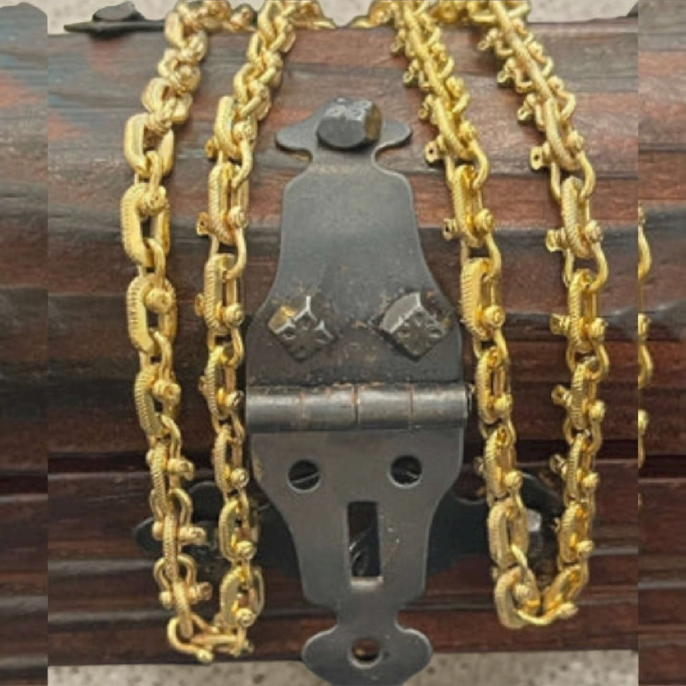 14K SOLID REAL GOLD HANDMADE BEAUTIFUL SHACKLE LINK CHAIN 6MM.