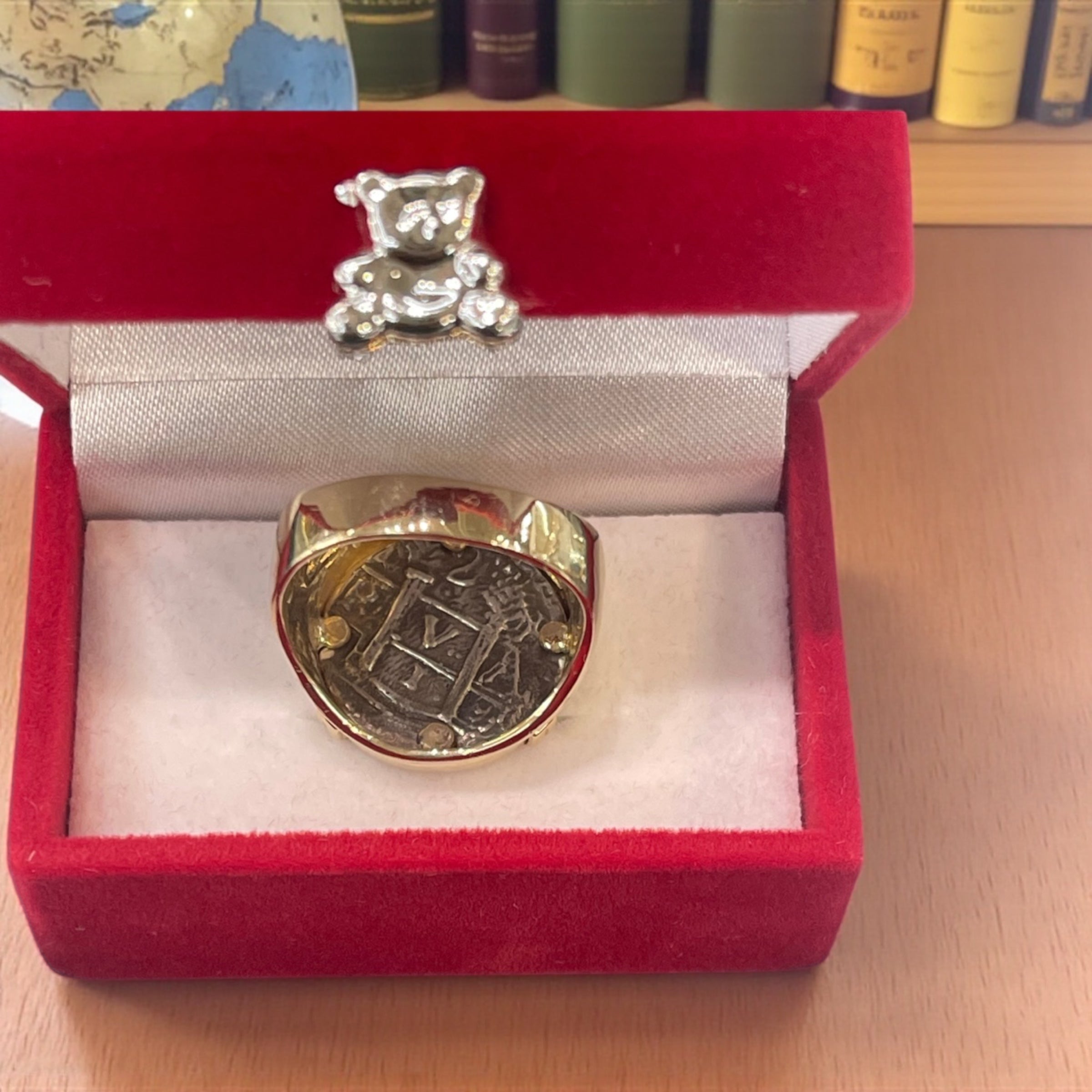 NUESTRA SENORA DE ATOCHA SILVER COIN RING IN 14k SOLID REAL GOLD BEZEL AND BAND