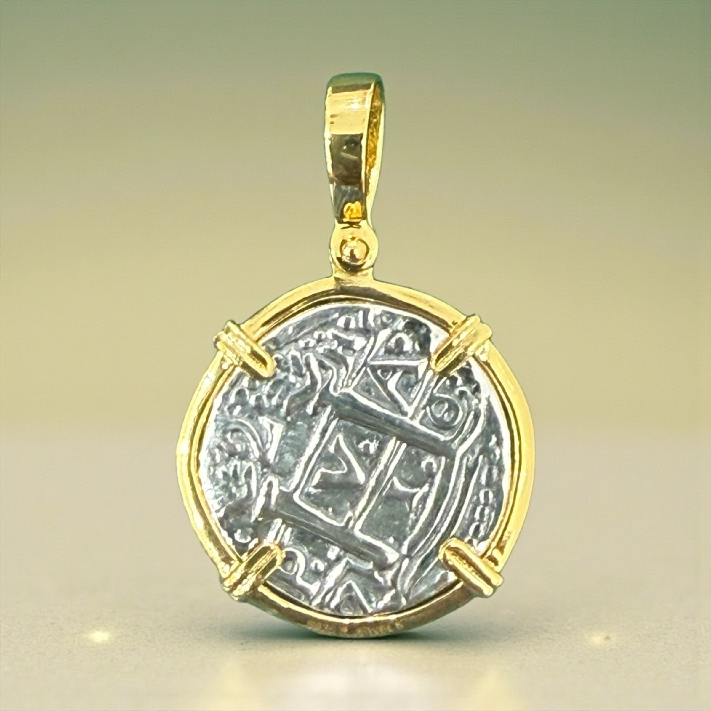925 sterling silver atocha dime size coin pendant 18mm