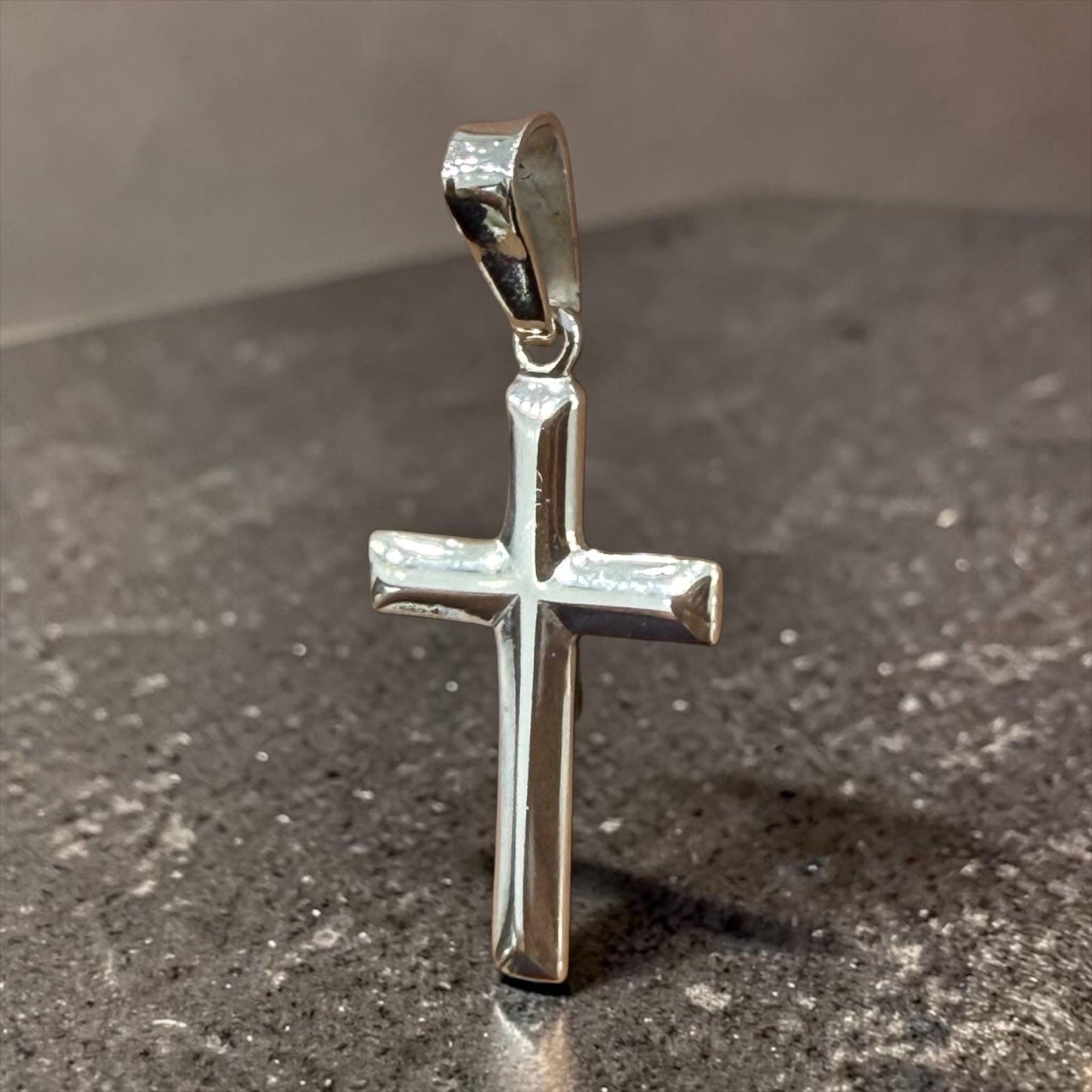 925 sterling silver mini cross pendant