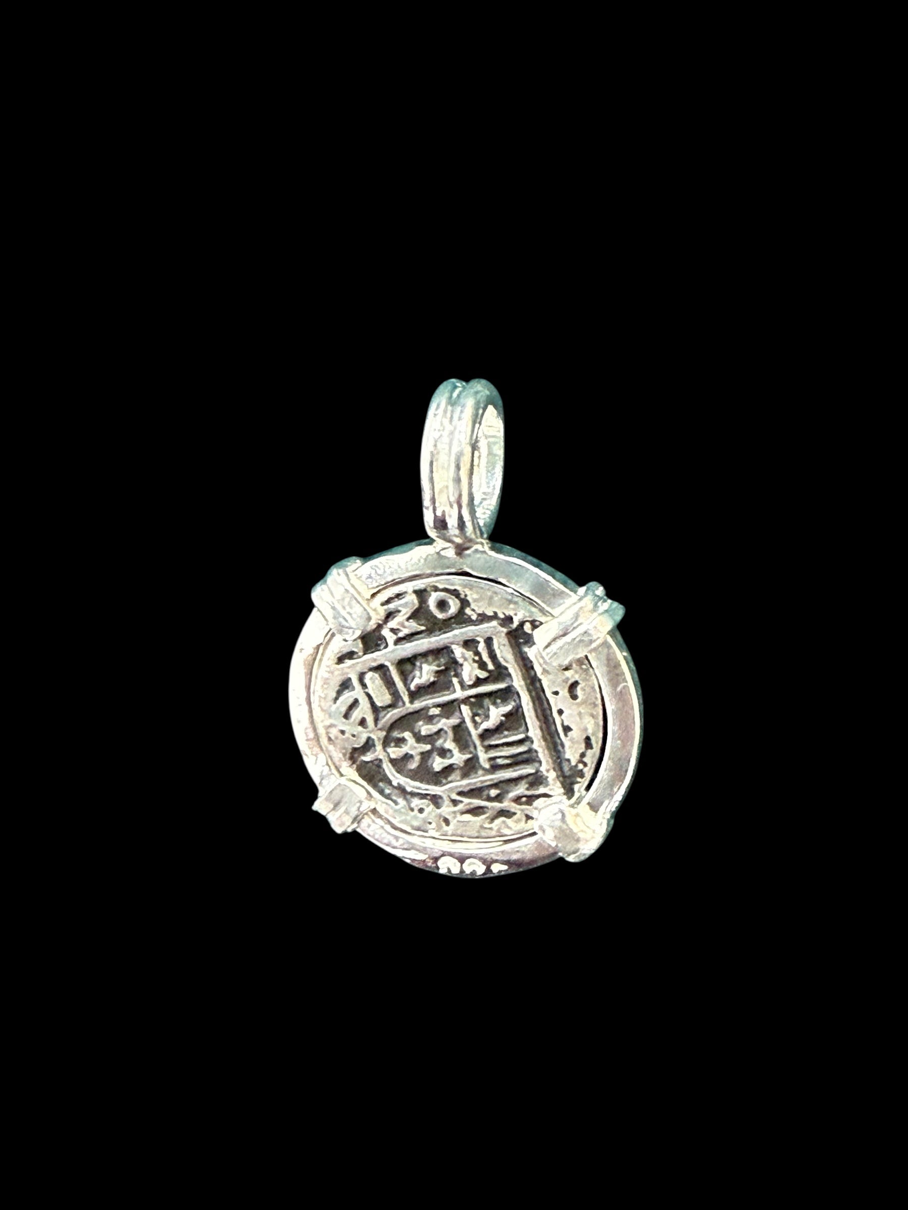 HANDMADE ATOCHA SILVER MINI ROUND SHAPE COIN PENDANT 13MM