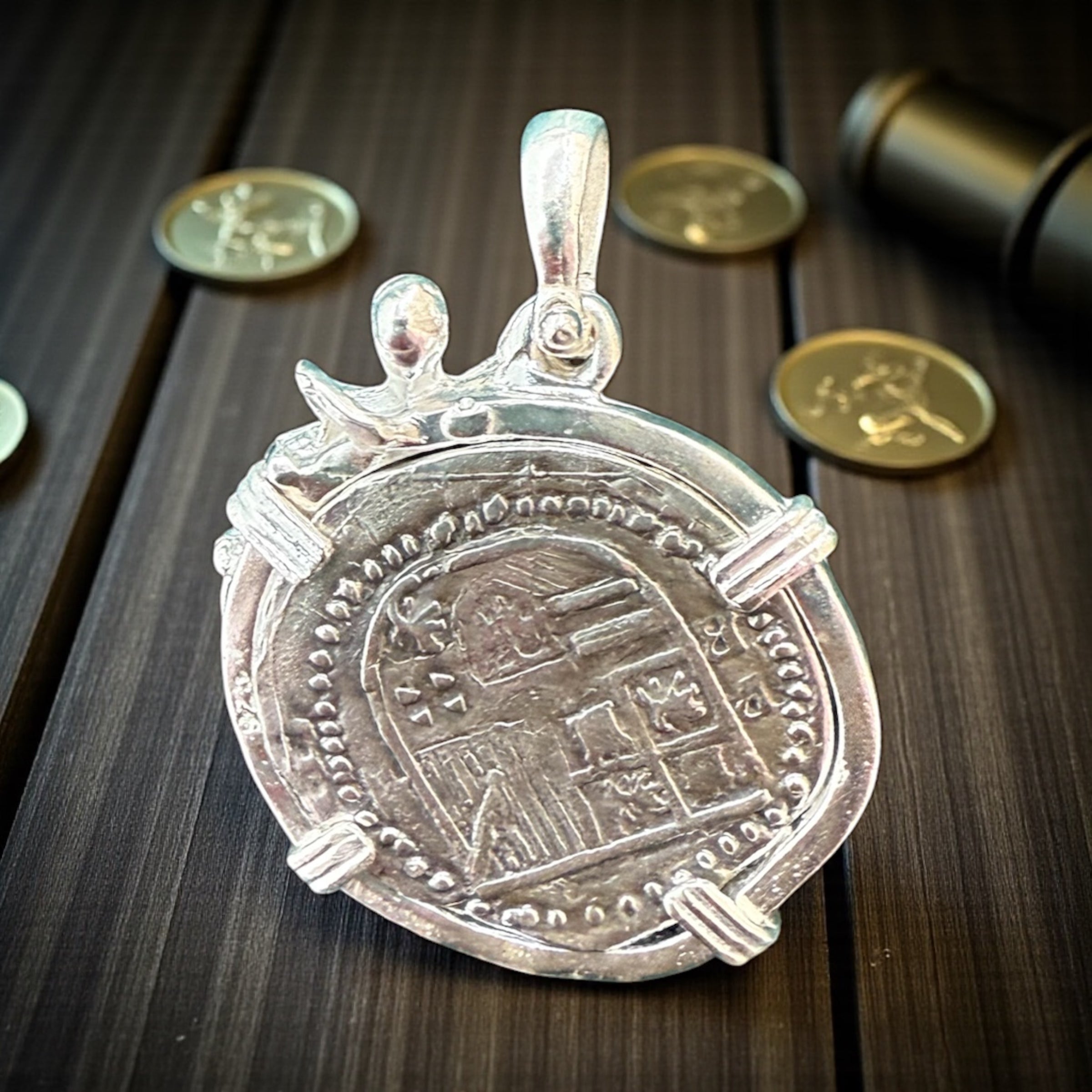 SOLID SILVER COIN PENDANT IN BEAUTIFUL OCTOPUS BEZEL MADE WITH 925 STERLING SILVER