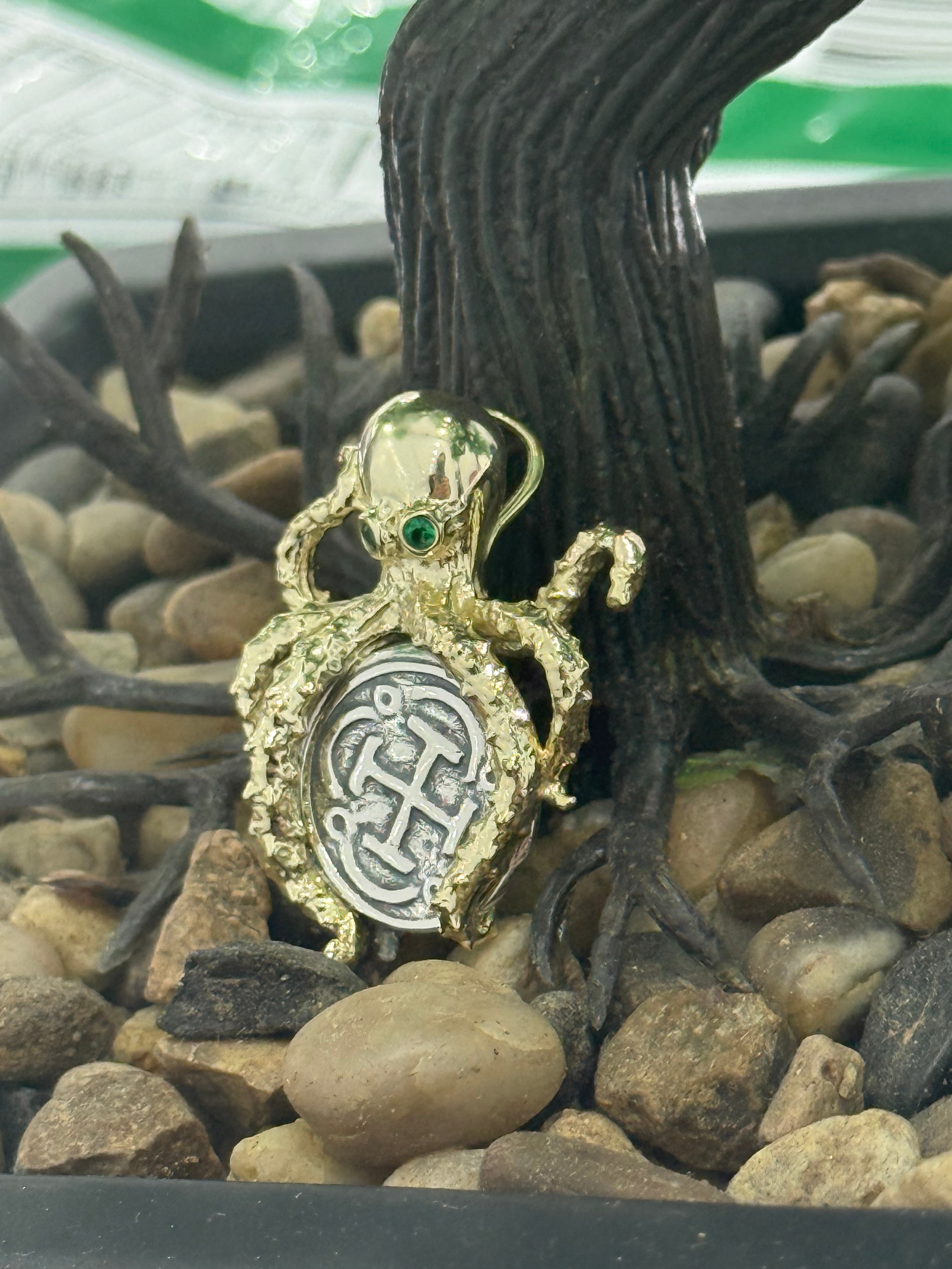 Gorgeous atocha 925 solid sterling silver coin pendant in octopus setting with green gemstone eyes in 14k gold vermeil