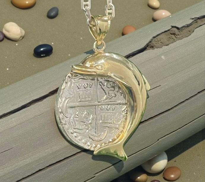 NUESTRA SENORA DE ATOCHA SILVER COIN PENDANT IN 10KT GOLD FISH BEZEL