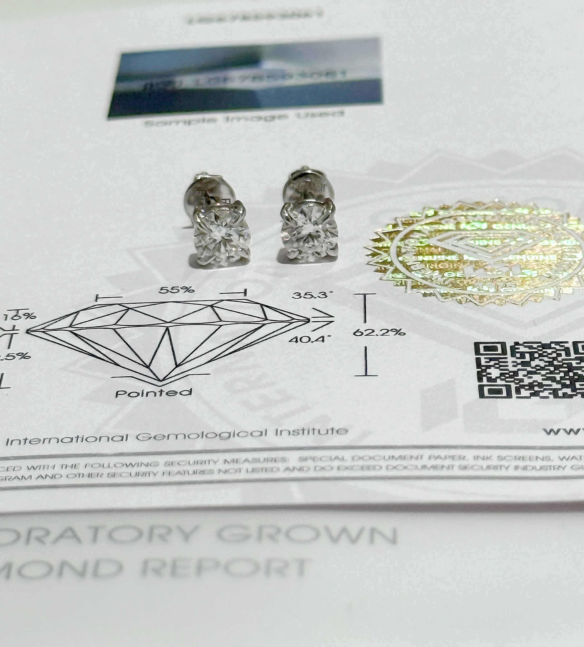 IGI CERTIFIED LAB GROWN DIAMOND STUDS TOTAL 1.06 CTS VS 1 SET IN 14K SOLID REAL WHITE GOLD 0.53 CT EACH
