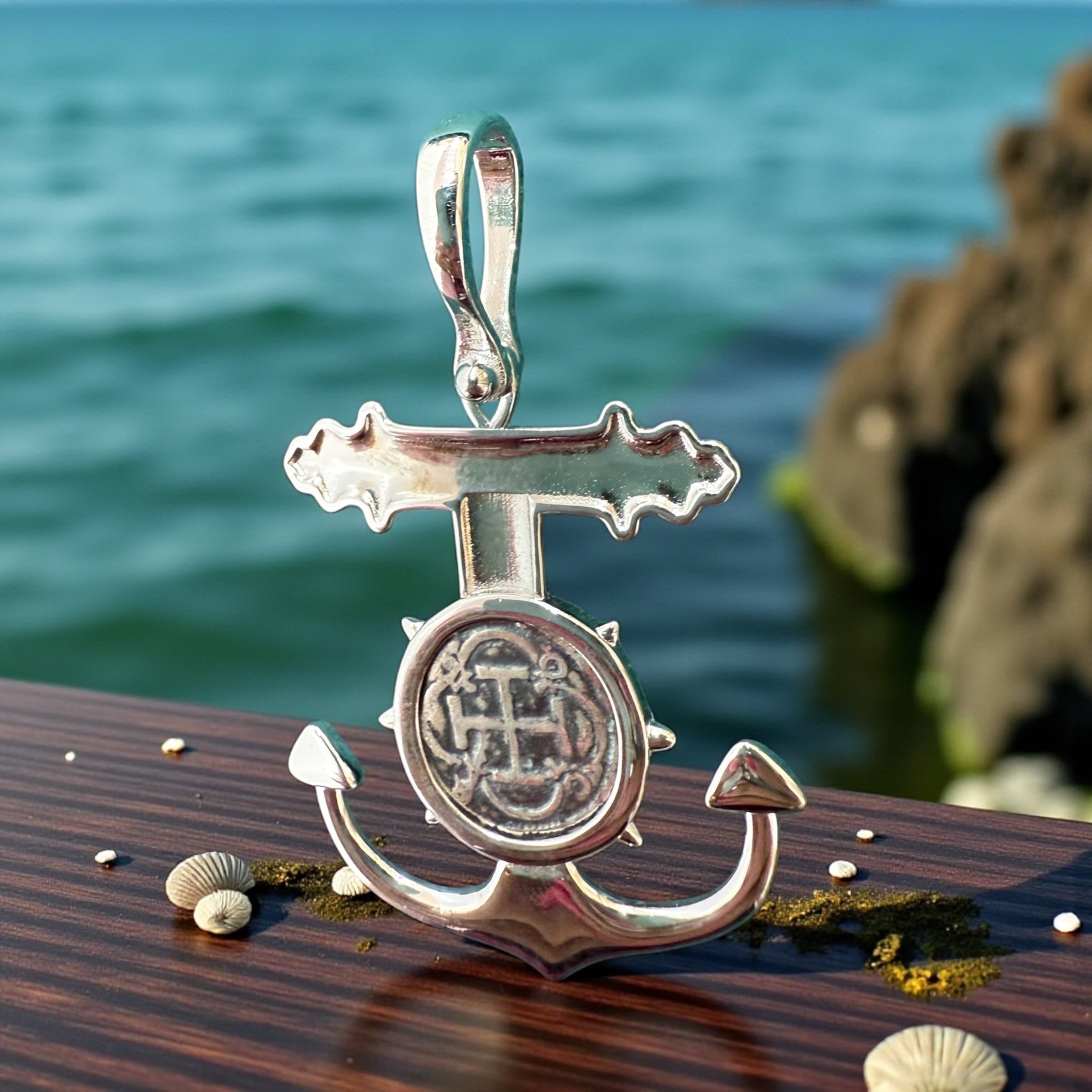 Atocha Silver coin pendant in Anchor Setting