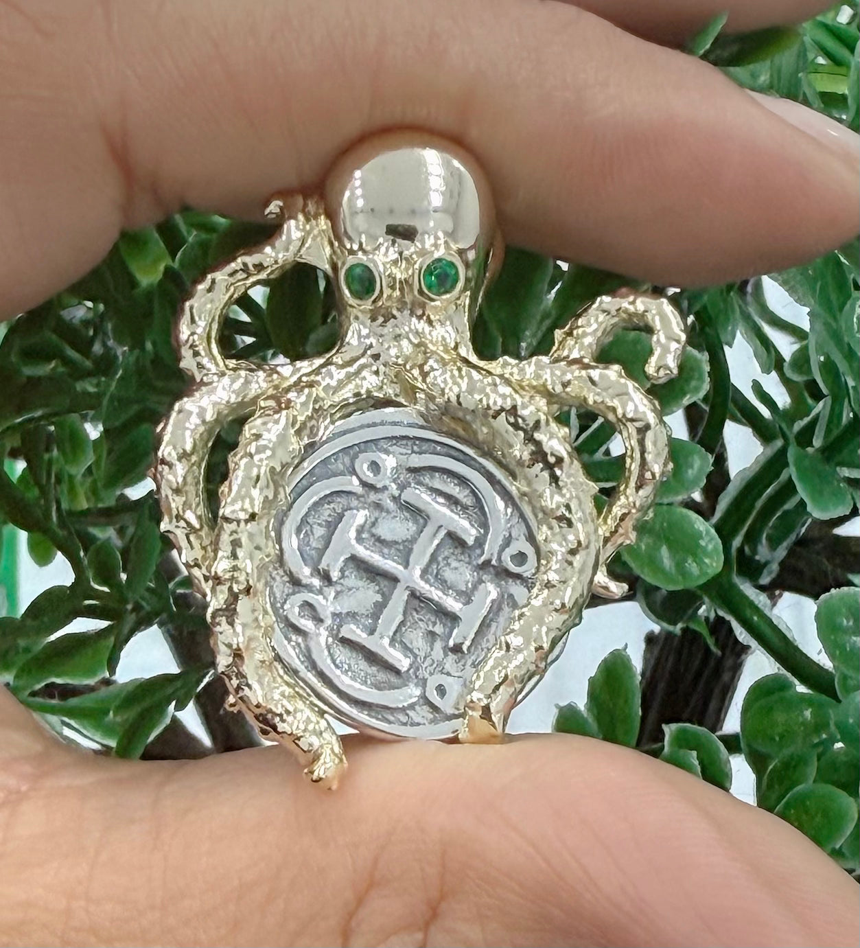 Gorgeous atocha 925 solid sterling silver coin pendant in octopus setting with green gemstone eyes in 14k gold vermeil