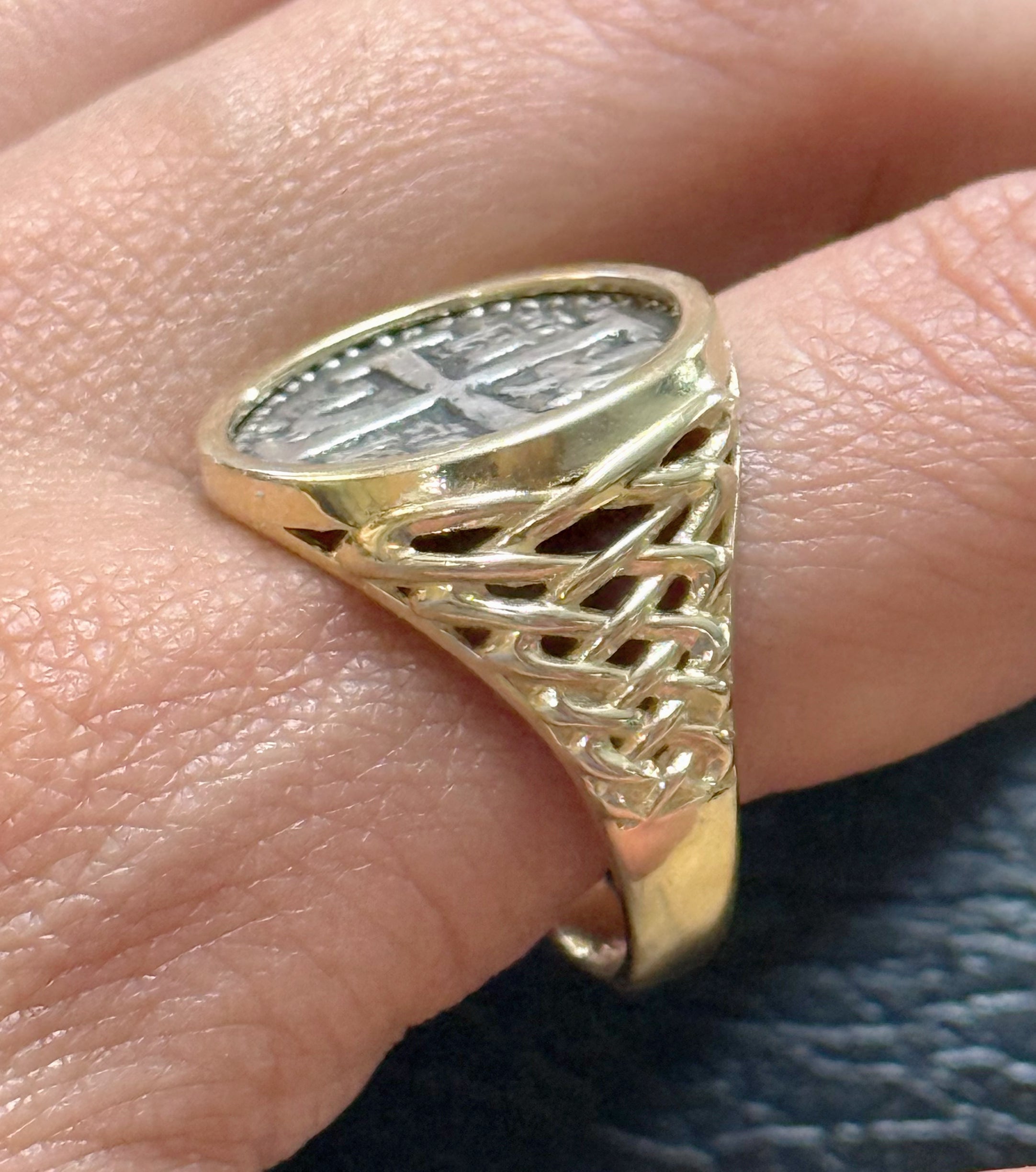 NUESTRA SENORA DE ATOCHA SILVER COIN RING IN 14k SOLID REAL GOLD BEZEL AND BAND