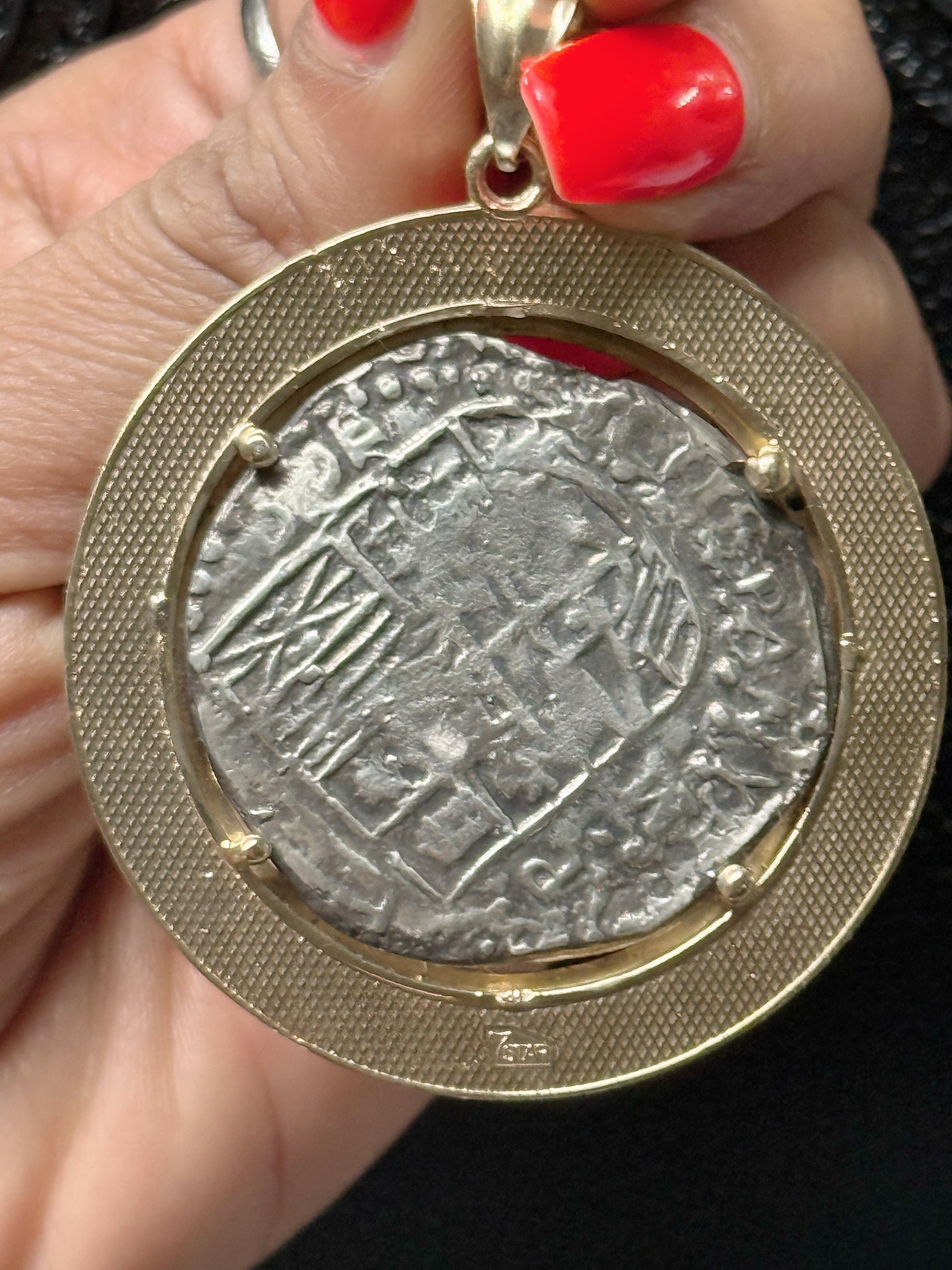 ATOCHA LARGE SILVER COIN PENDANT IN 10KT REAL GOLD SETTING