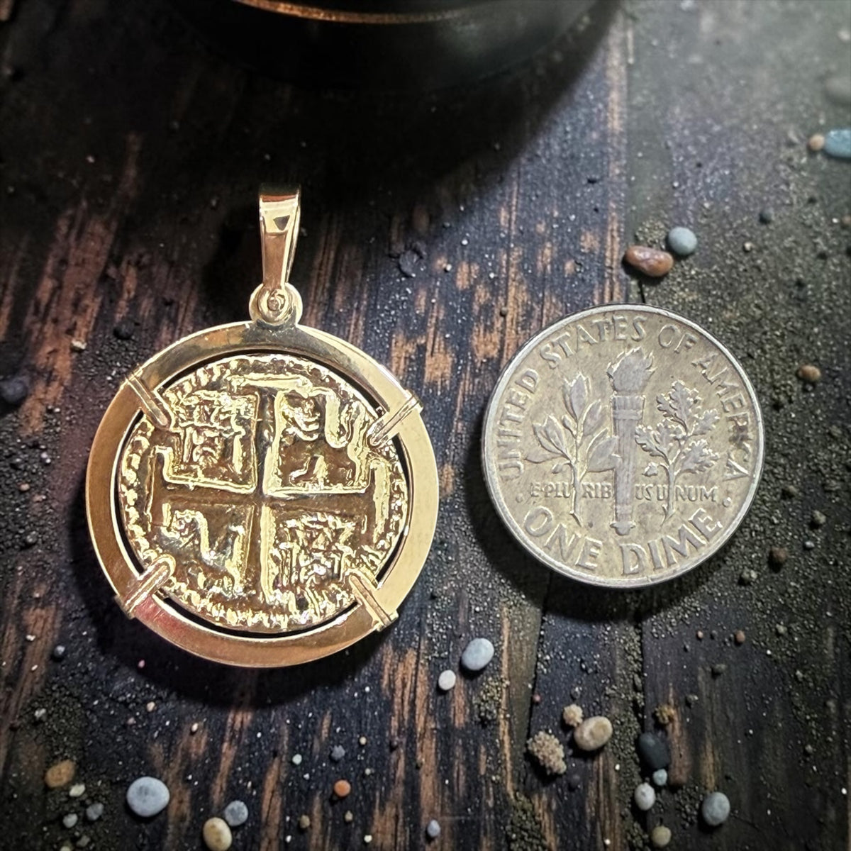 MUSEUM QUALITY ATOCHA SHIPWRECK GOLD COIN PENDANT HANDMADE WITH 14k SOLID GOLD 21mm