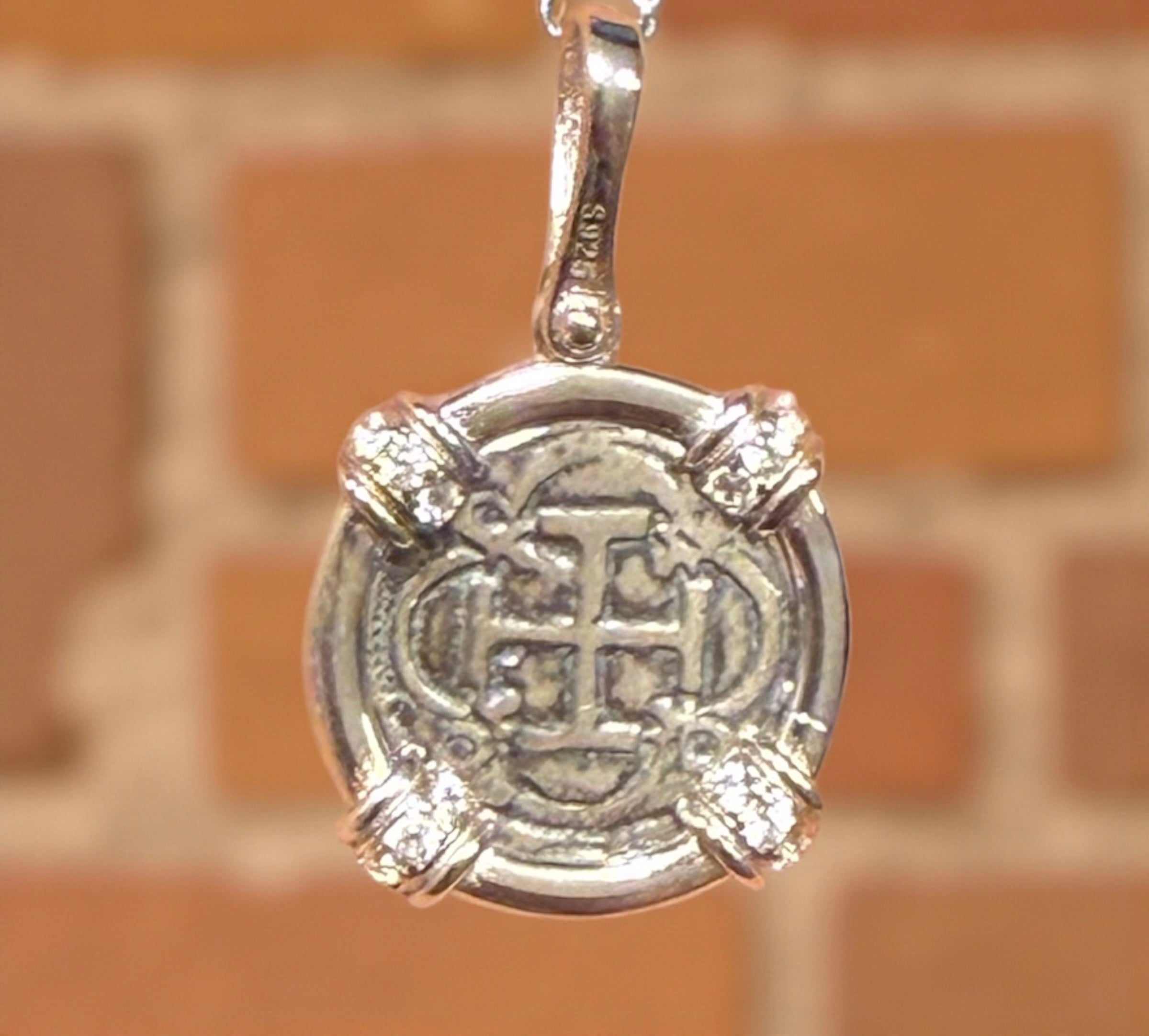 ATOCHA SILVER MINI ROUND SHAPE COIN PENDANT 18MM