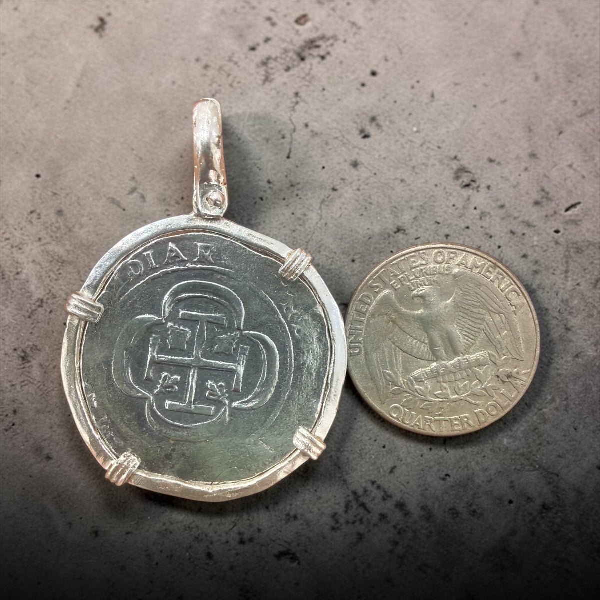 RECREATION OF ATOCHA SOLID SILVER LARGE COIN PENDANT  925 STERLING SILVER