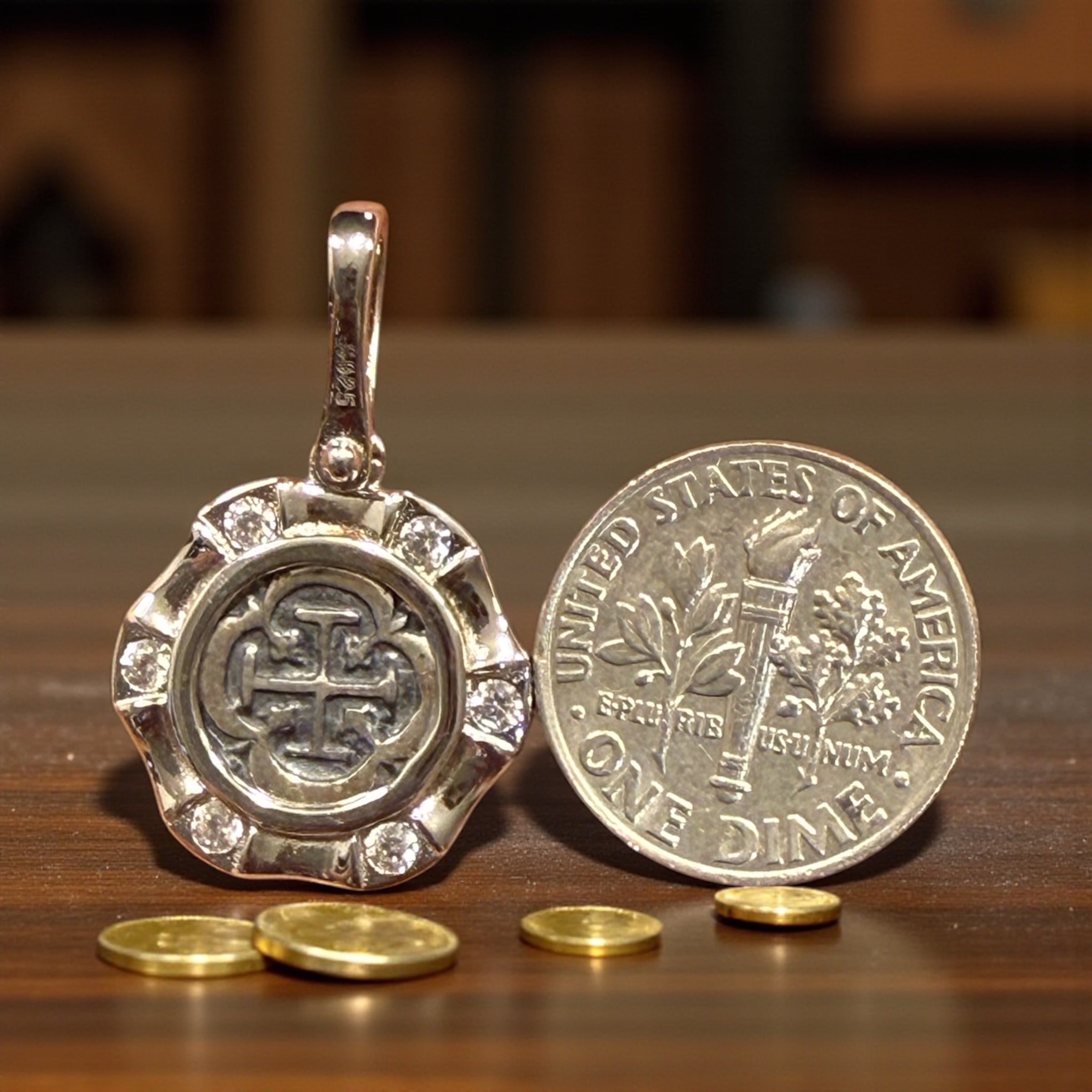 ATOCHA SILVER MINI ROUND SHAPE COIN PENDANT 17MM