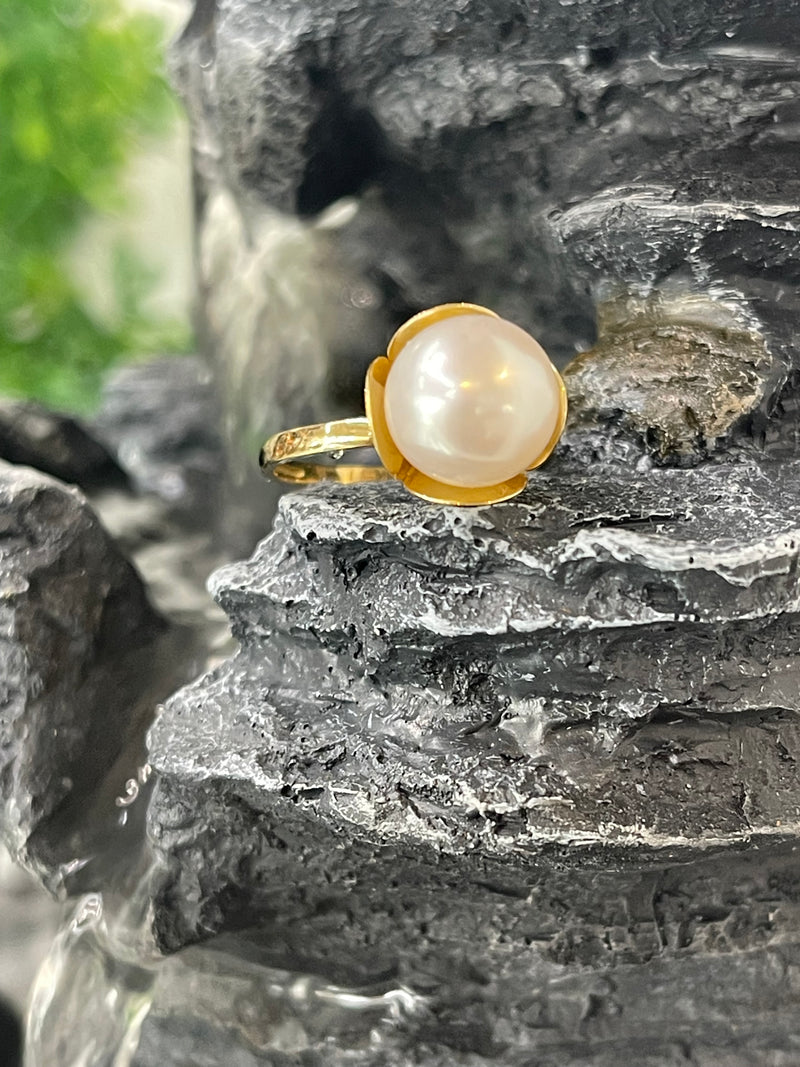 🌺FRESH WATER GENUINE PEARL RING IN 14K REAL GOLD FLOWER SETTING🌺