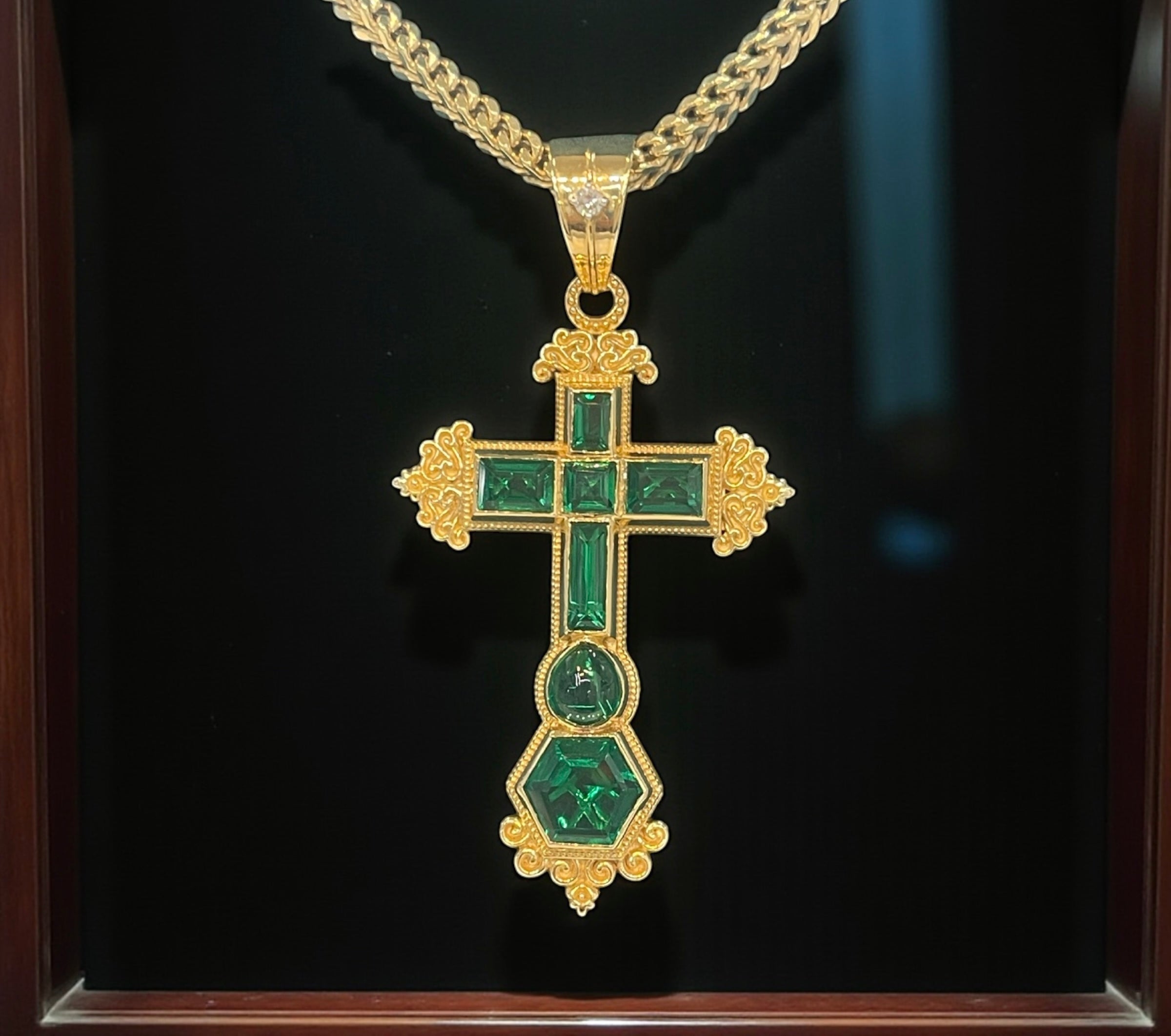 14K REAL SOLID GOLD EMERALD CROSS PENDANT