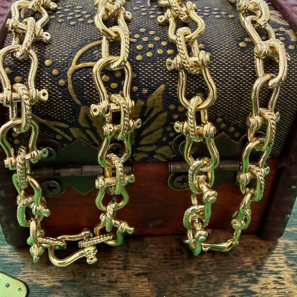 14K SOLID REAL GOLD HANDMADE BEAUTIFUL  SHACKLE LINK CHAIN 9MM