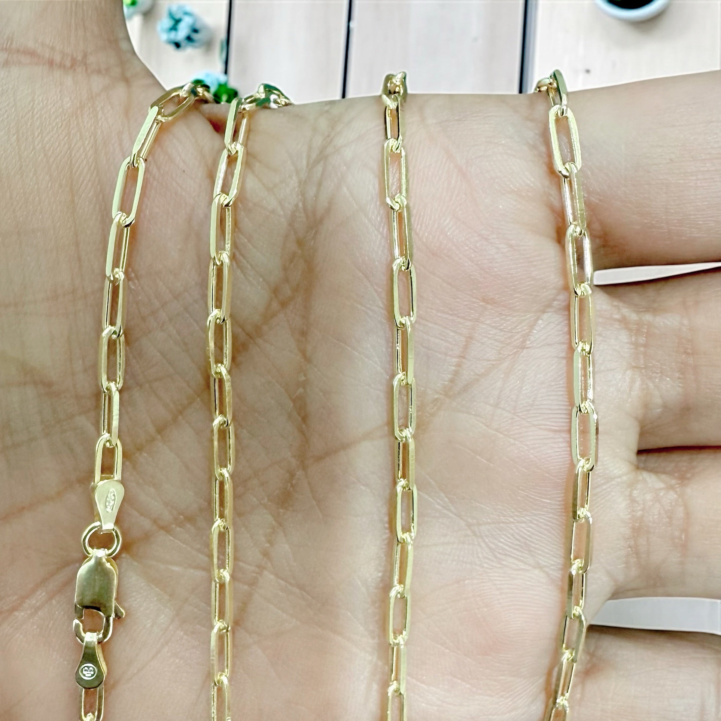 Beautiful 925 sterling silver paper clip chain in 14k gold vermail 2.4mm