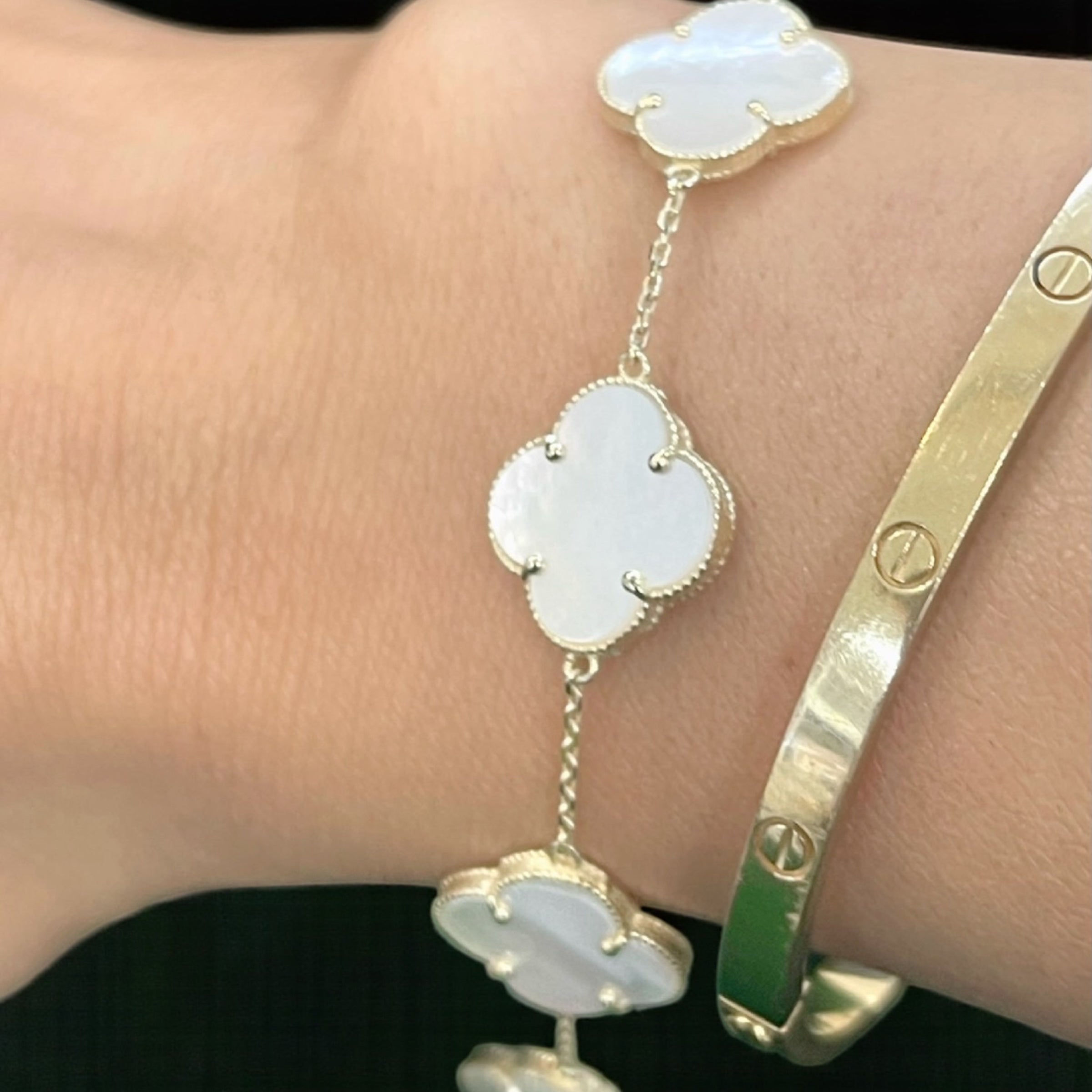 10K REAL GOLD WHITE FLOWER JEWELRY