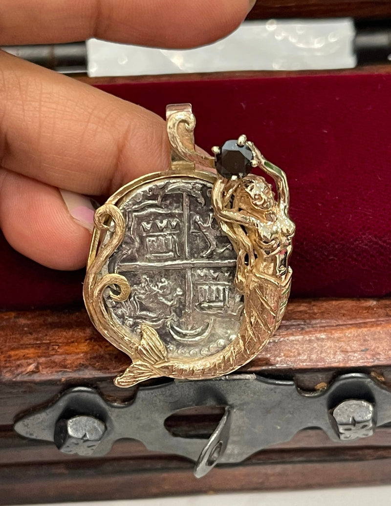 GORGEOUS ATOCHA SHIPWRECK SILVER COIN PENDANT IN 14KT SOLID REAL GOLD MERMAID BEZEL HOLDING A GEMSTONE