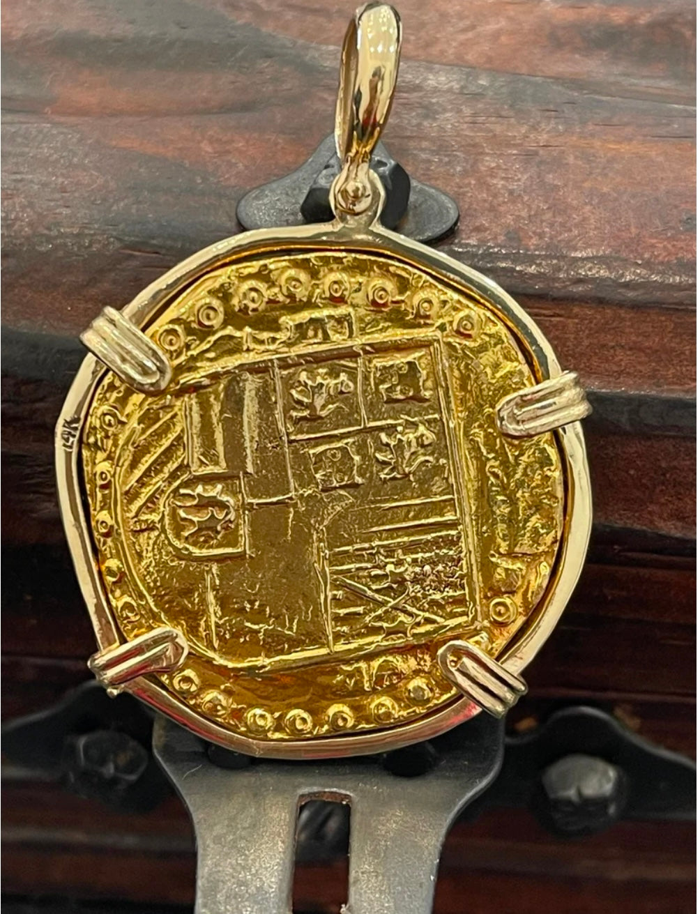 ATOCHA SHIPWRECK GOLD COIN PENDANT HANDMADE WITH 14k SOLID GOLD