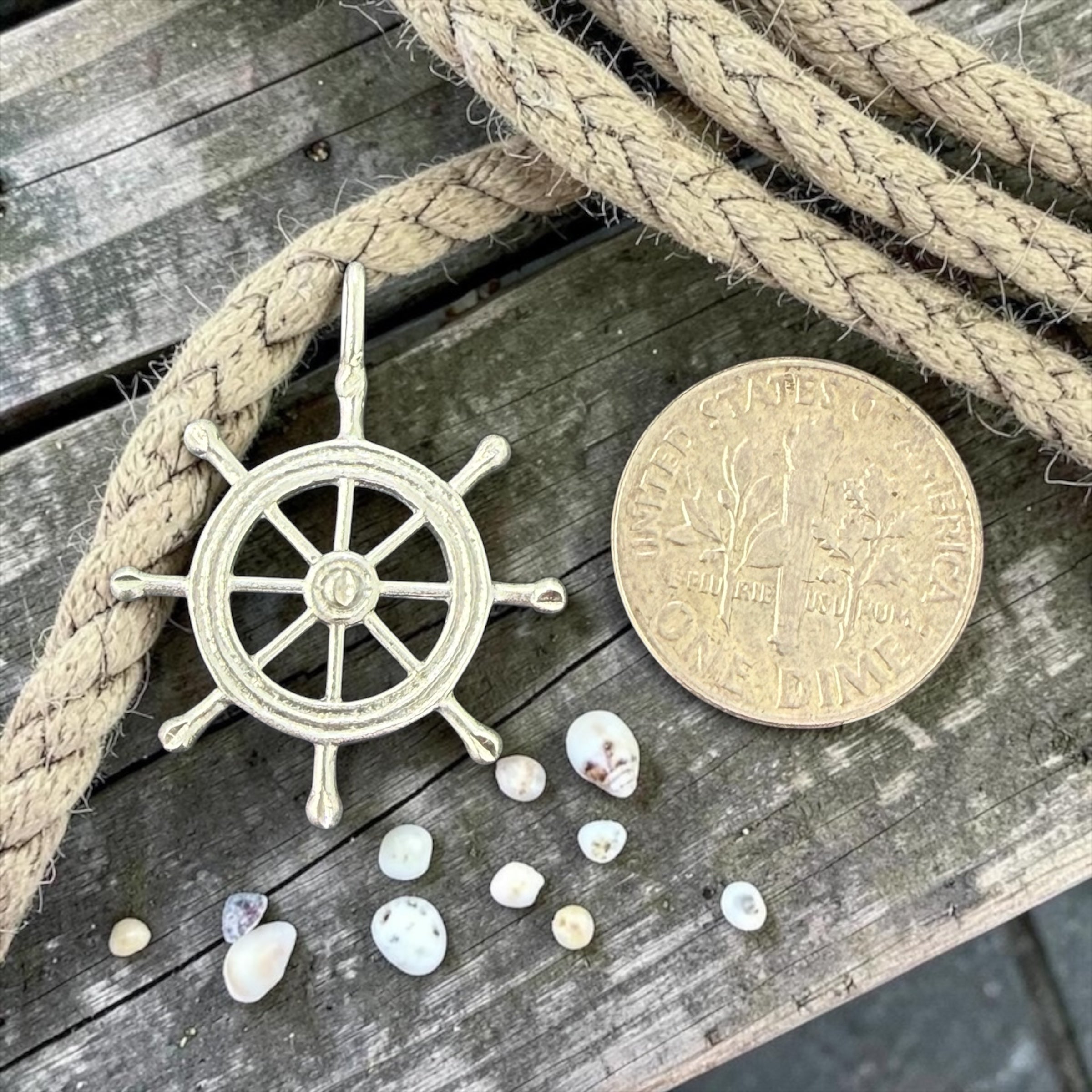 925 sterling silver ship’s wheel mini pendant