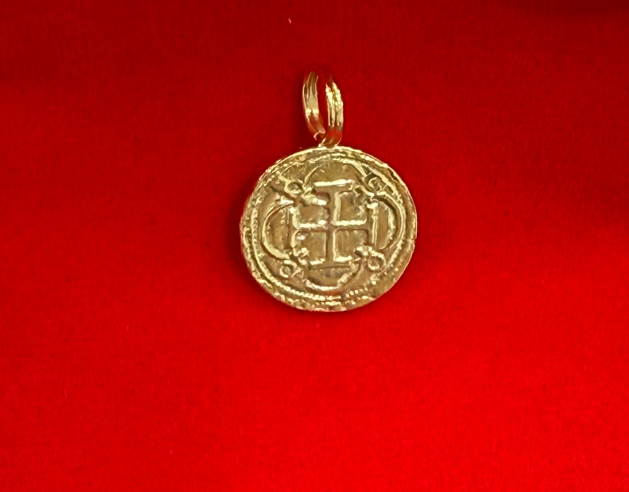 DIME SIZE ATOCHA SHIPWRECK GOLD COIN PENDANT HANDMADE WITH 14K REAL GOLD