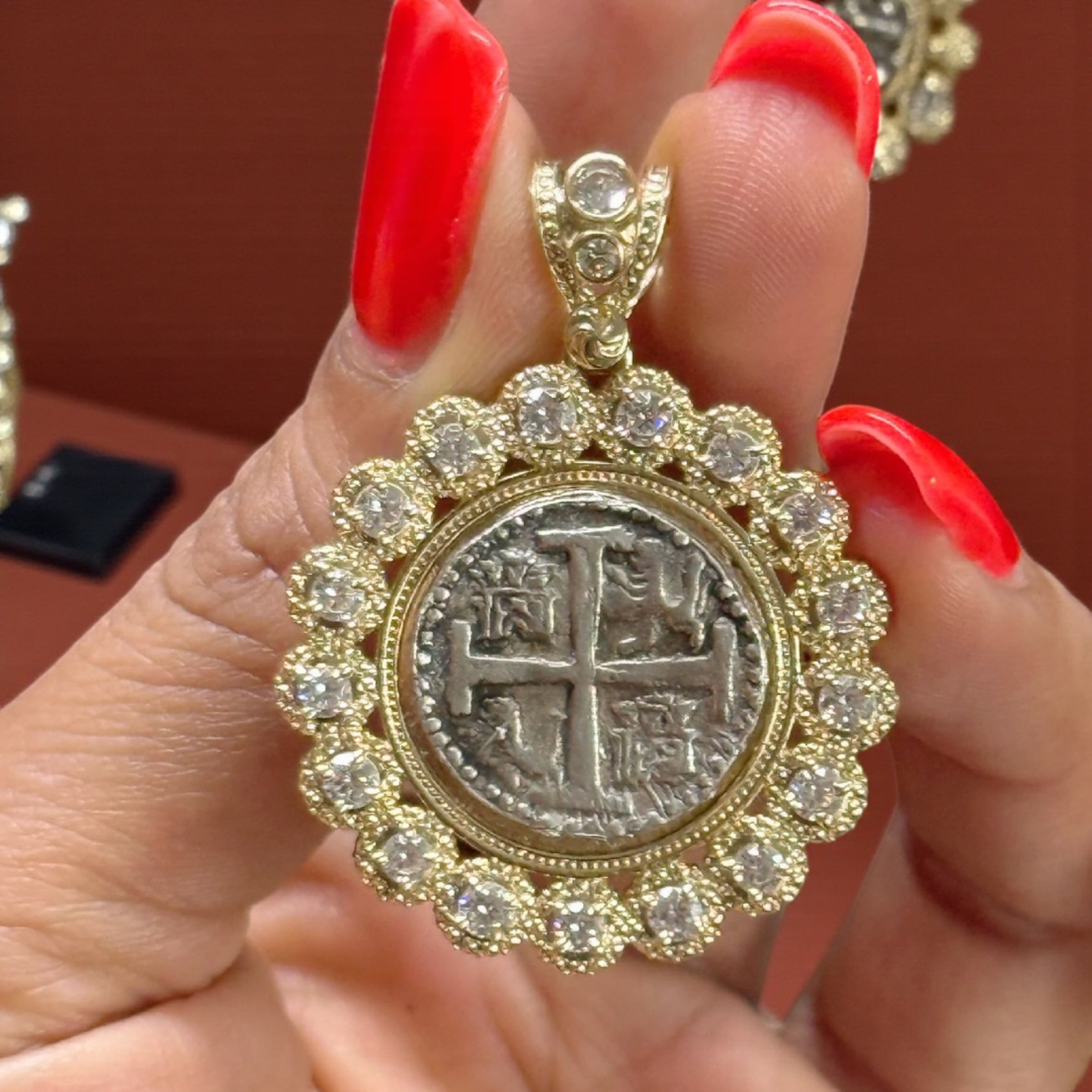 ATOCHA SILVER COIN PENDANT IN 10KT REAL GOLD SETTING WITH GORGEOUS WHITE CRYSTALS