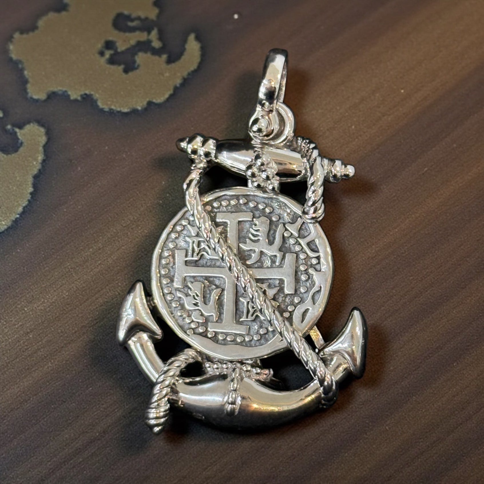 ATOCHA SHIPWRECK COIN PENDANT IN BEAUTIFUL ANCHOR SETTING