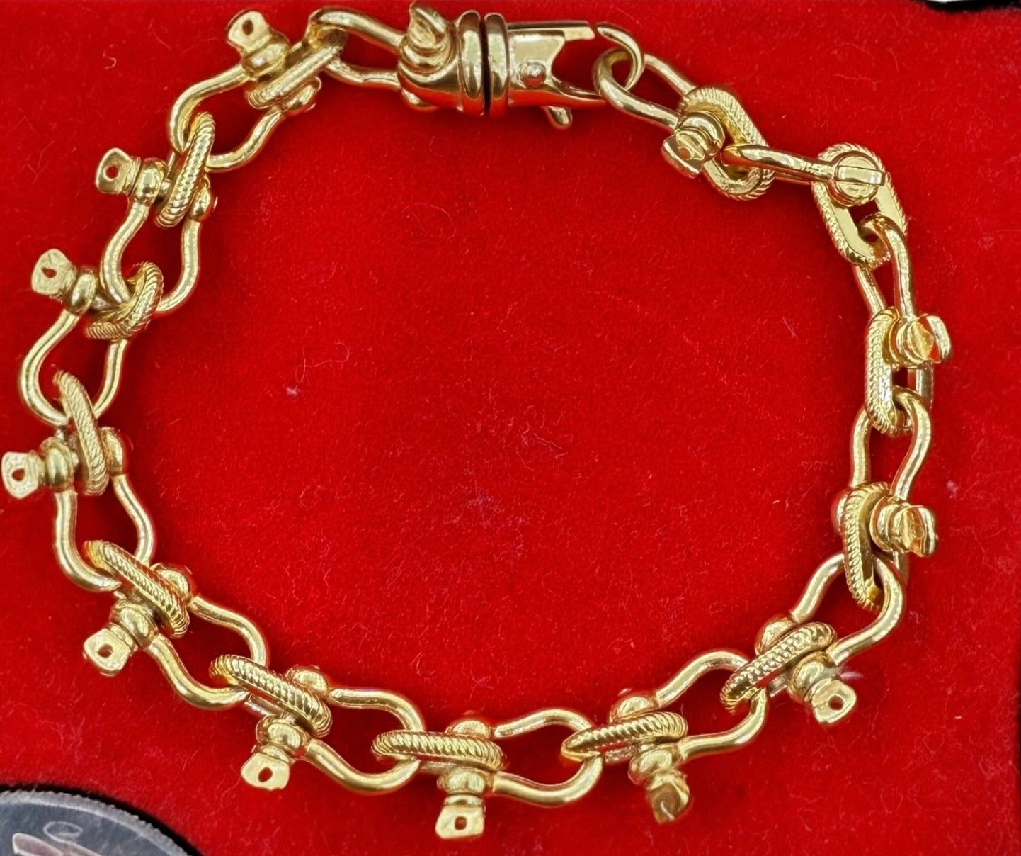 14k solid real gold heavy handmade shackle link bracelet 9.5mm