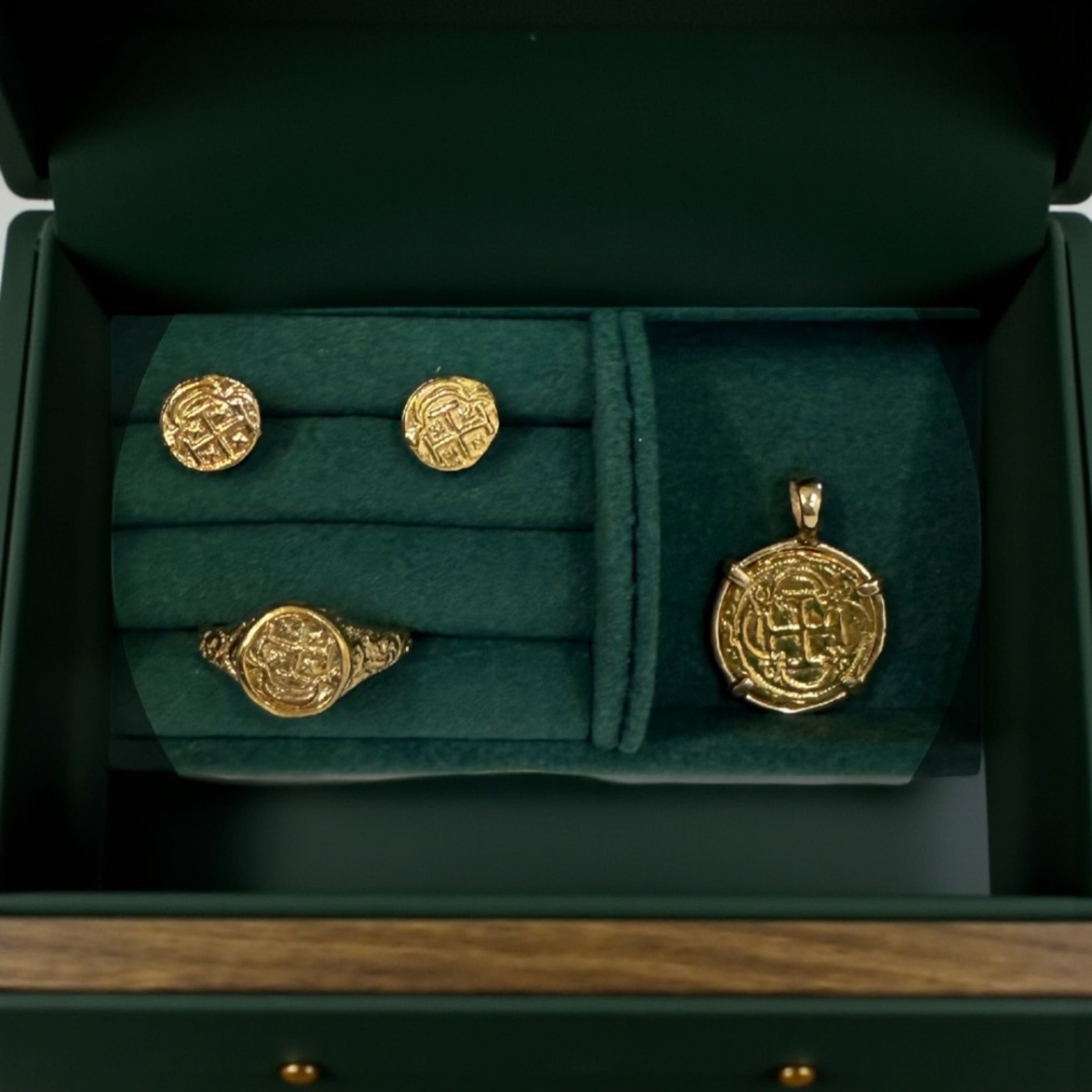 14k real solid gold shipwreck jewelry set studs, ring and pendant