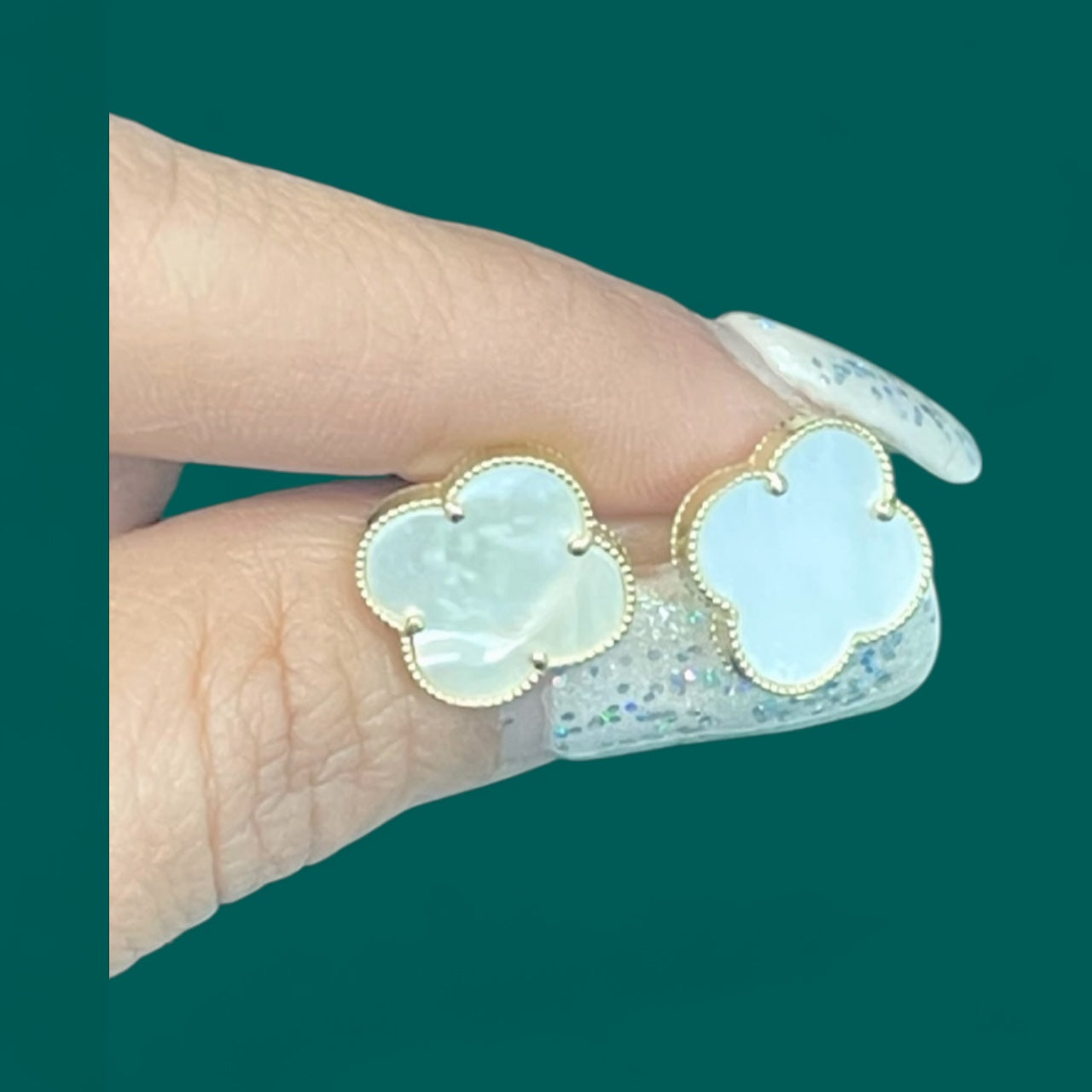 10K REAL GOLD WHITE FLOWER JEWELRY