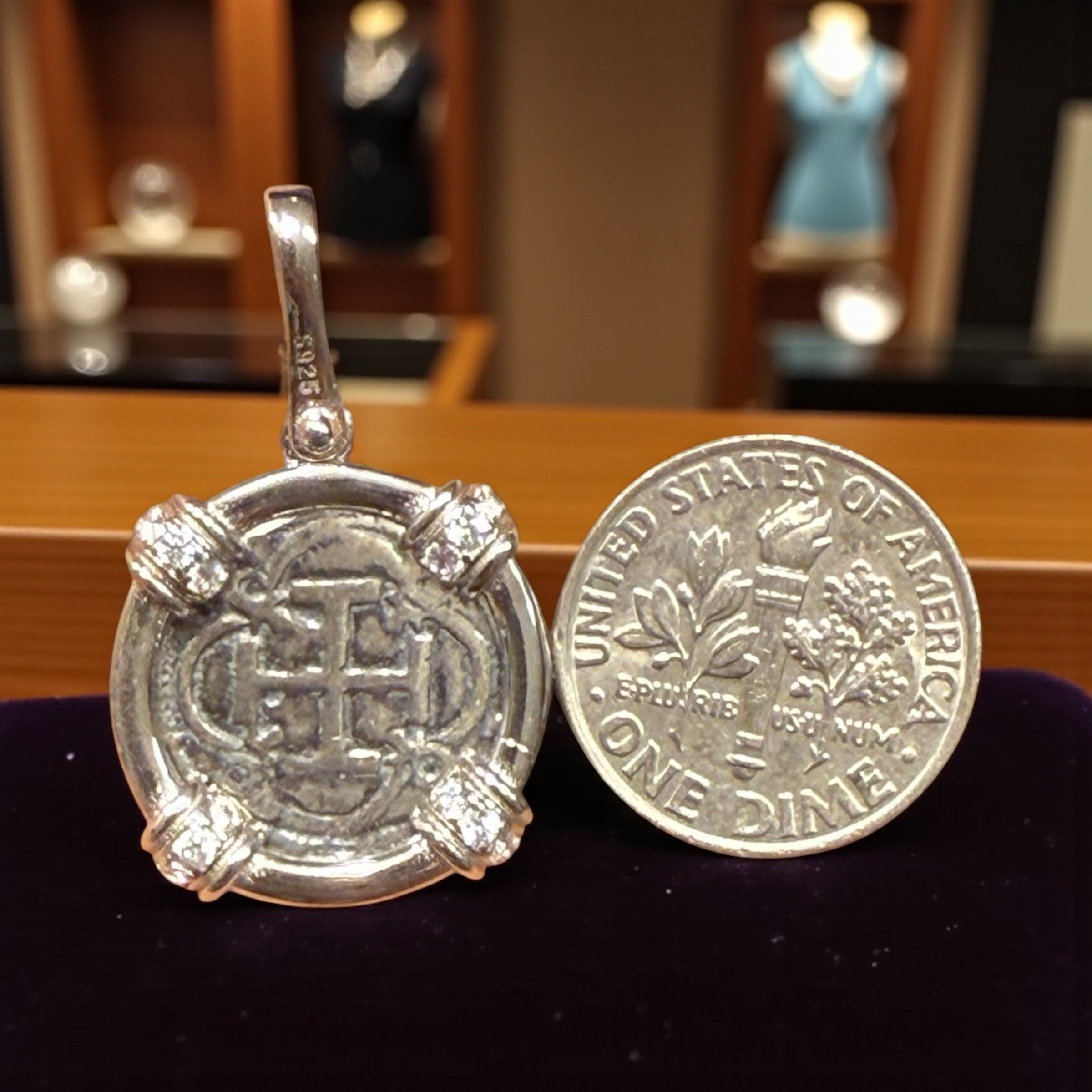 ATOCHA SILVER MINI ROUND SHAPE COIN PENDANT 18MM