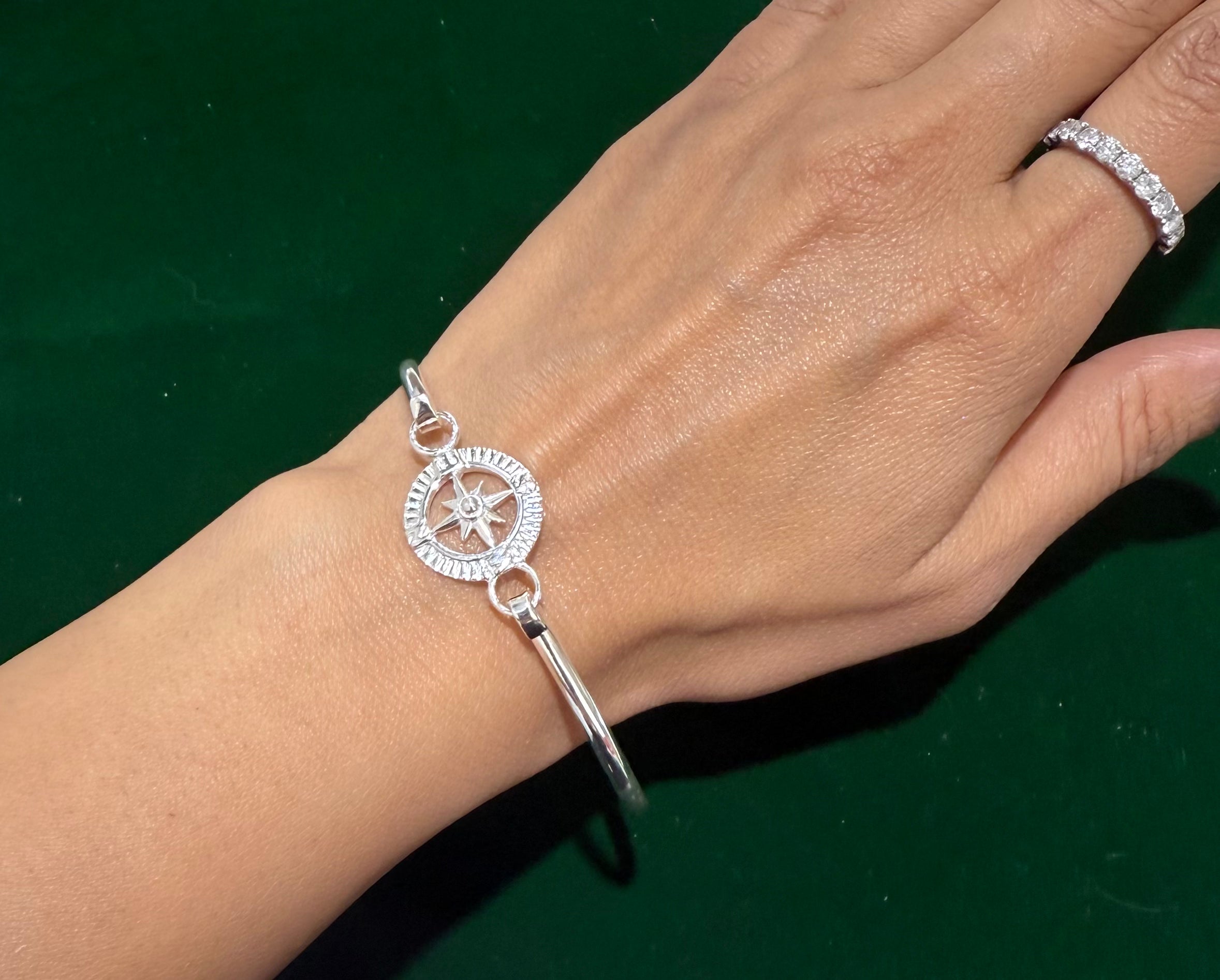 Beautiful Compass Bracelet 925 Sterling Silver