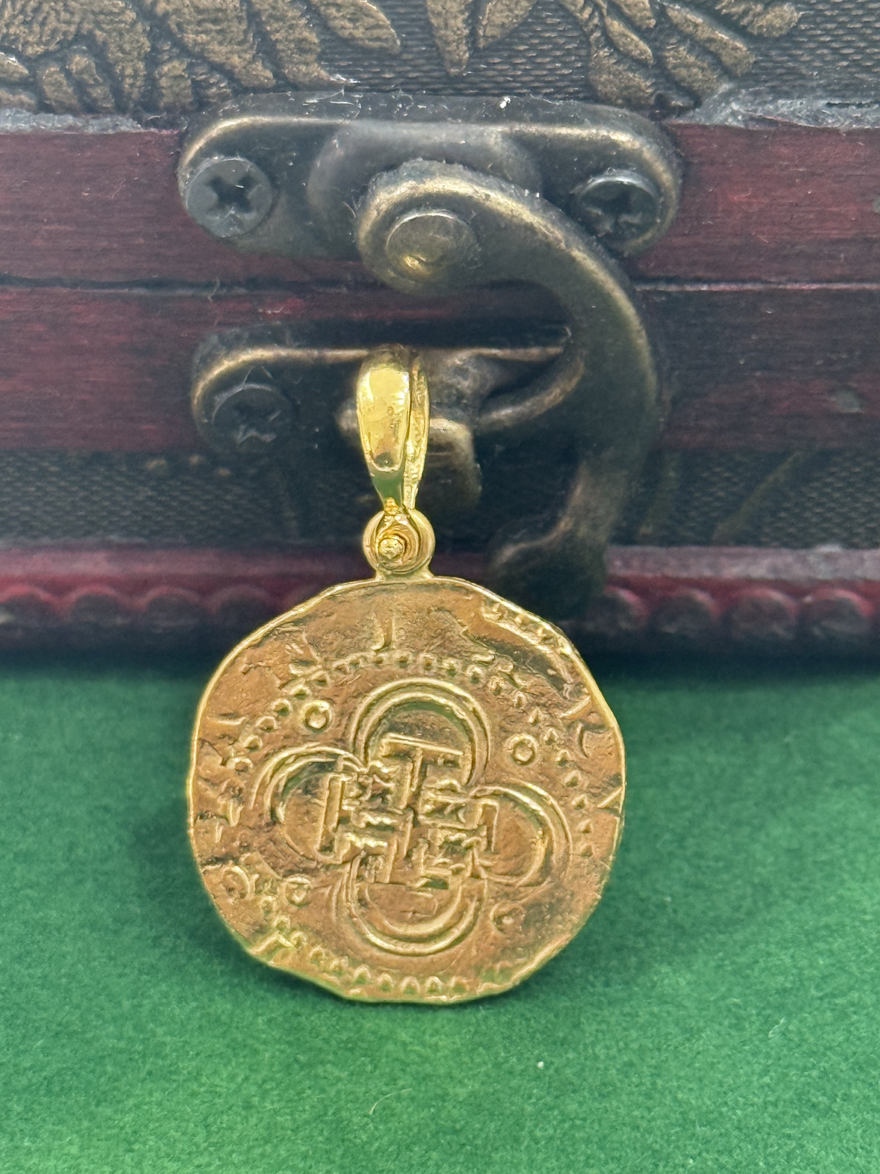 MUSEUM QUALITY RECREATION OF ATOCHA SHIPWRECK GOLD COIN PENDANT HANDMADE WITH 14k REAL GOLD