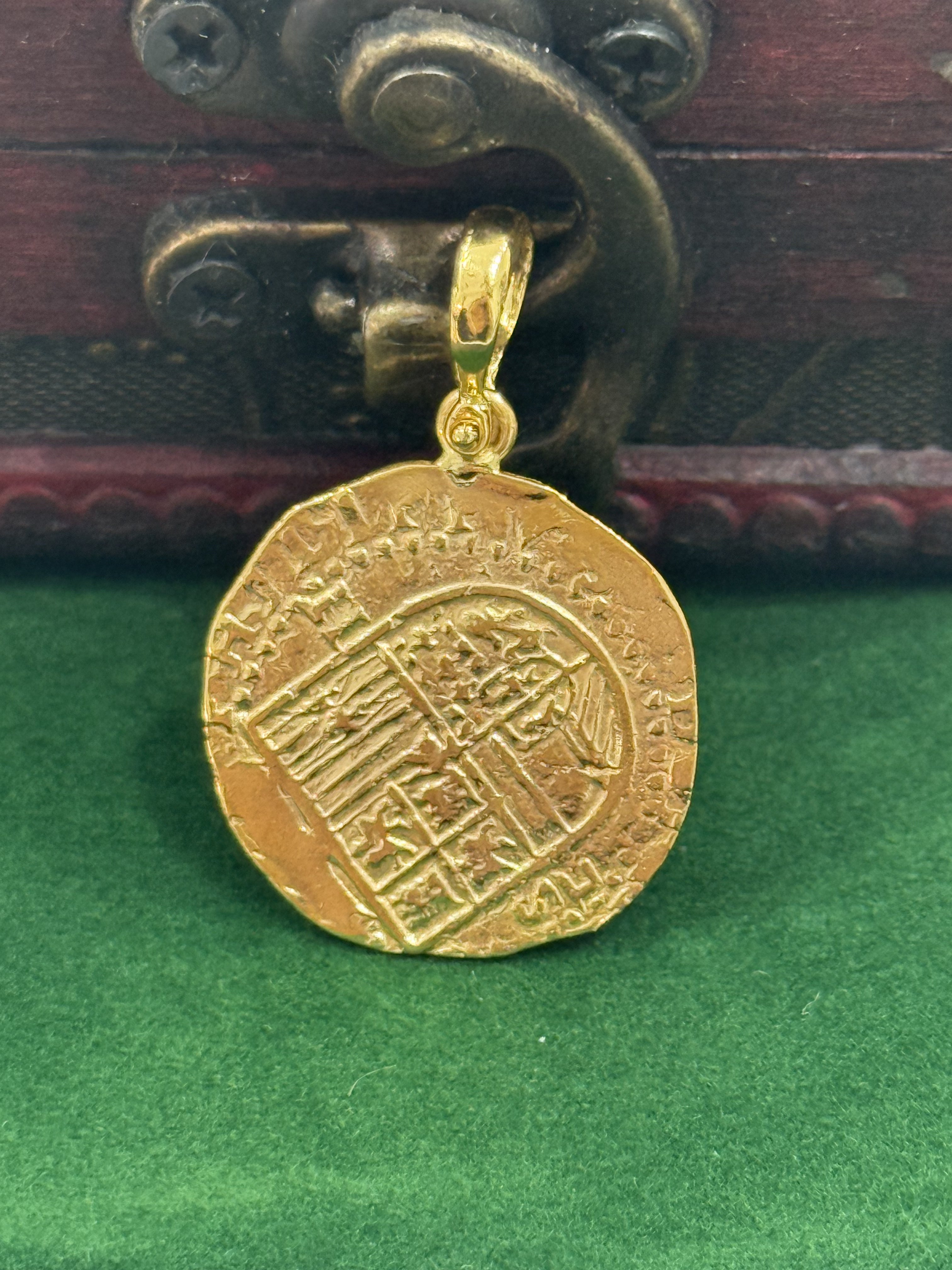 MUSEUM QUALITY RECREATION OF ATOCHA SHIPWRECK GOLD COIN PENDANT HANDMADE WITH 14k REAL GOLD