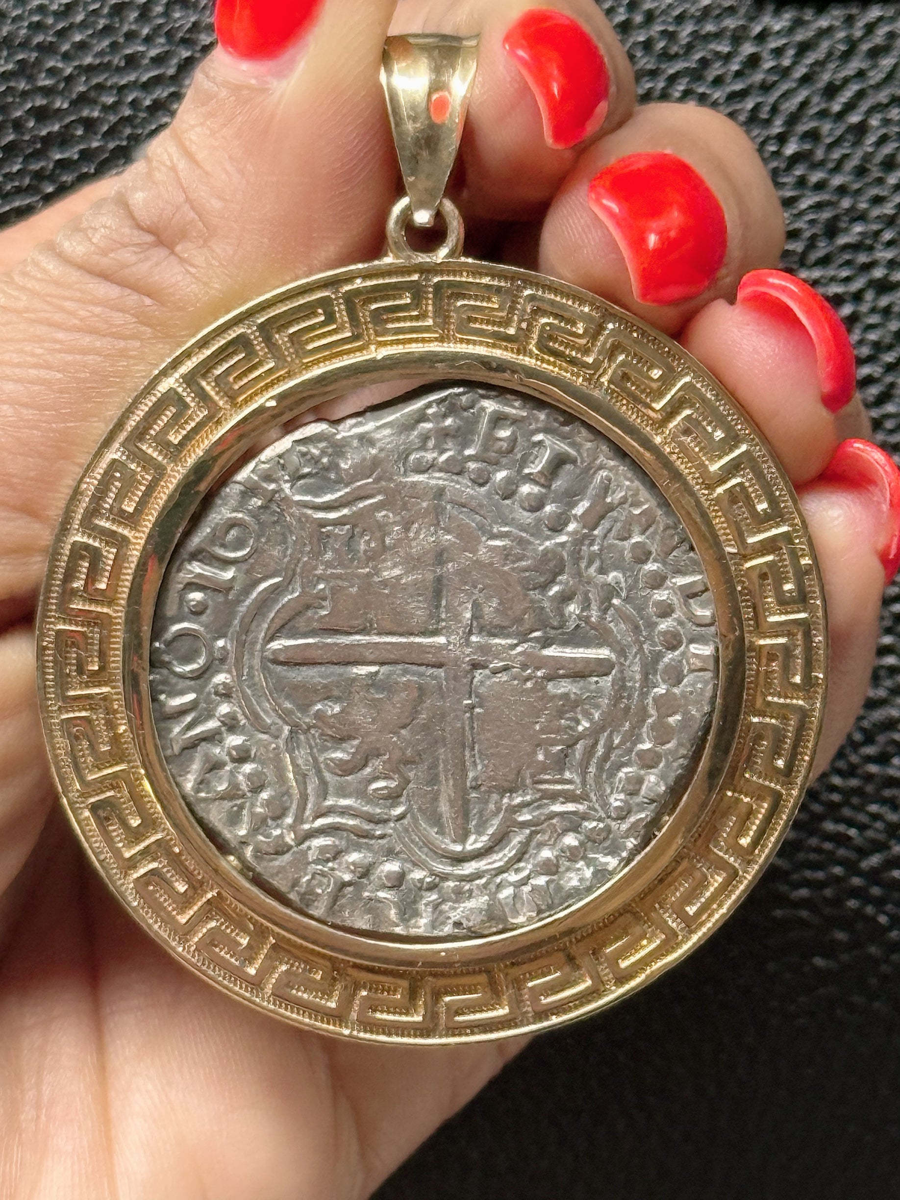 ATOCHA LARGE SILVER COIN PENDANT IN 10KT REAL GOLD SETTING